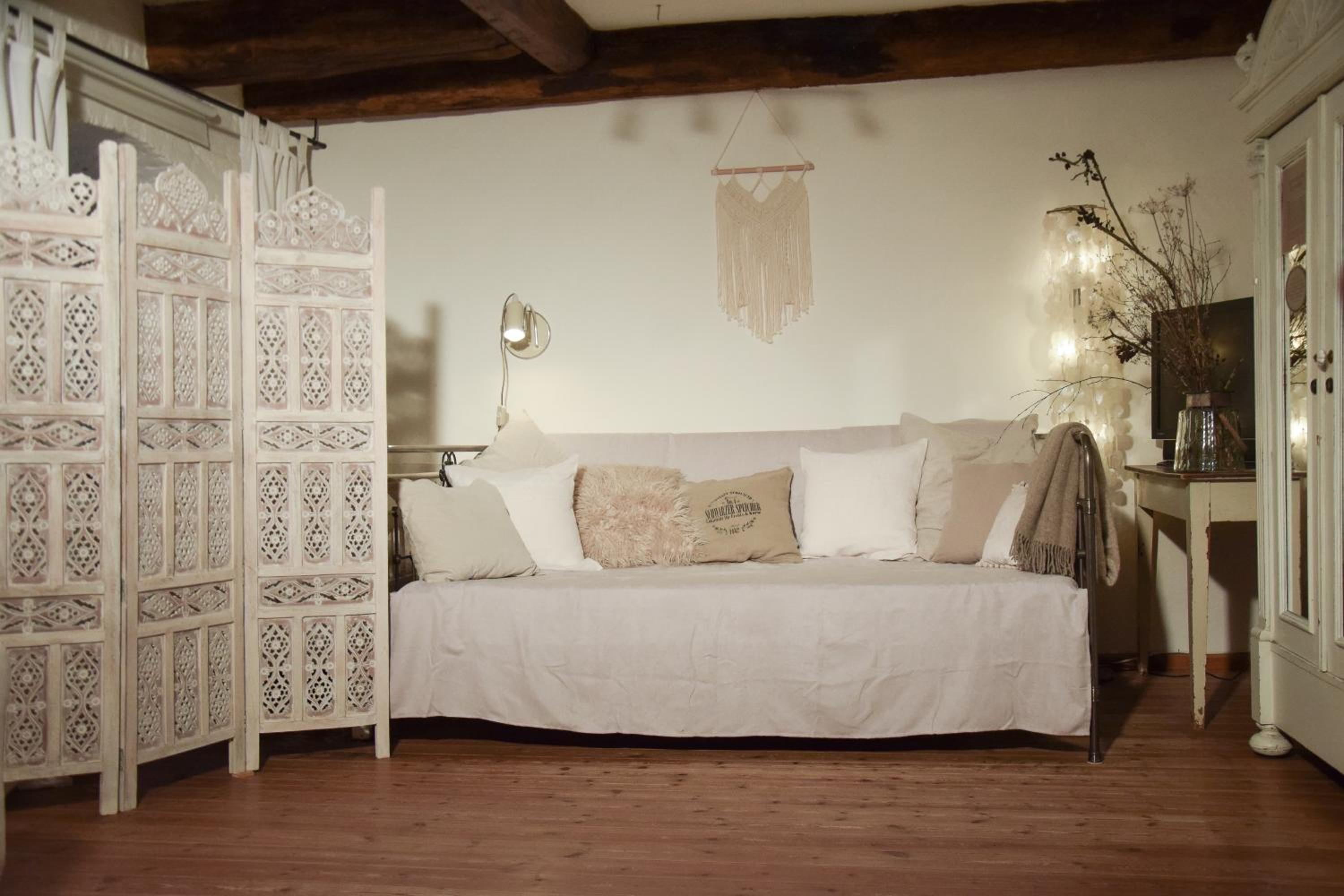 Apartment - Photo 22