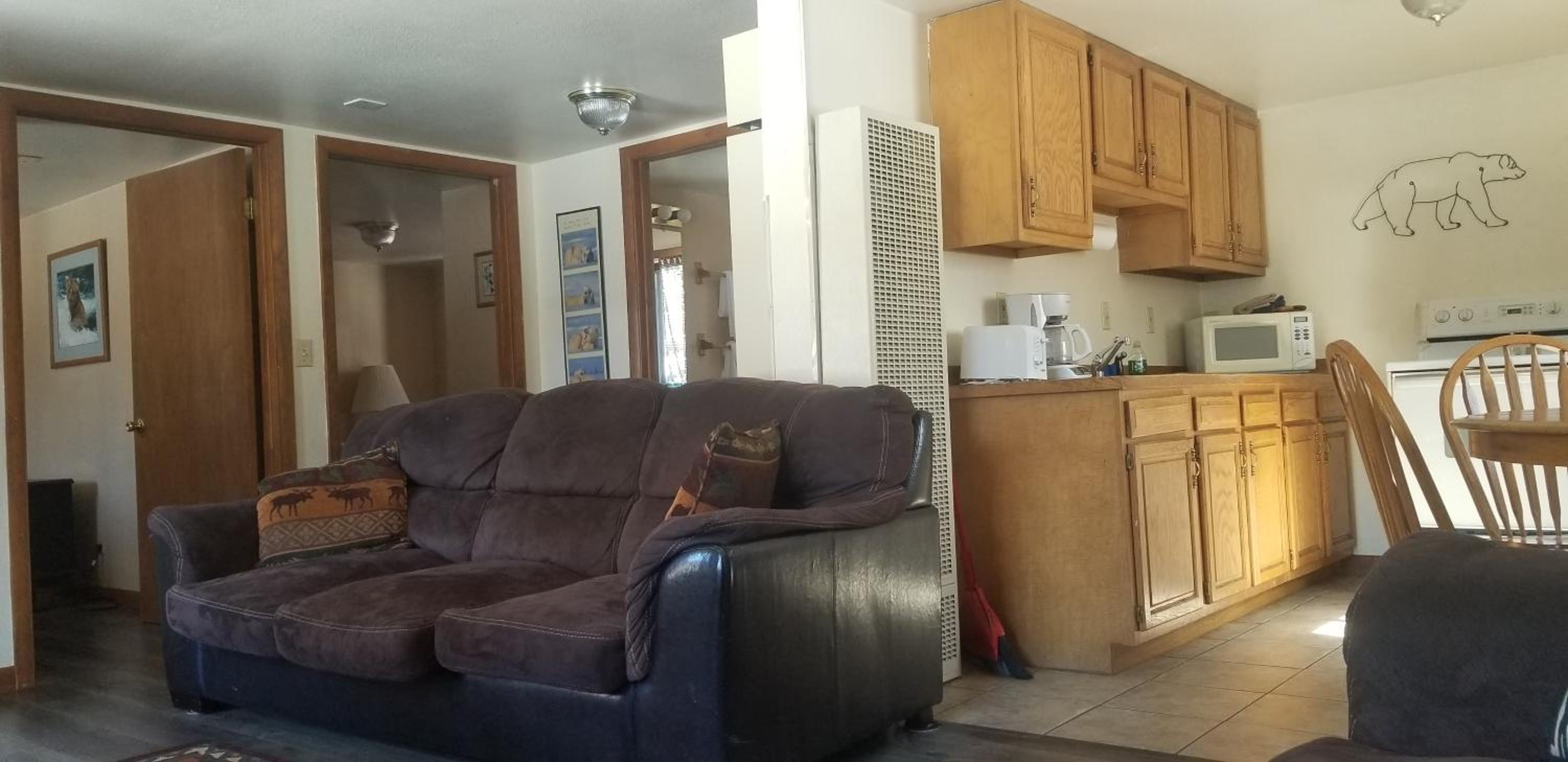 Two-Bedroom Suite - Photo 2