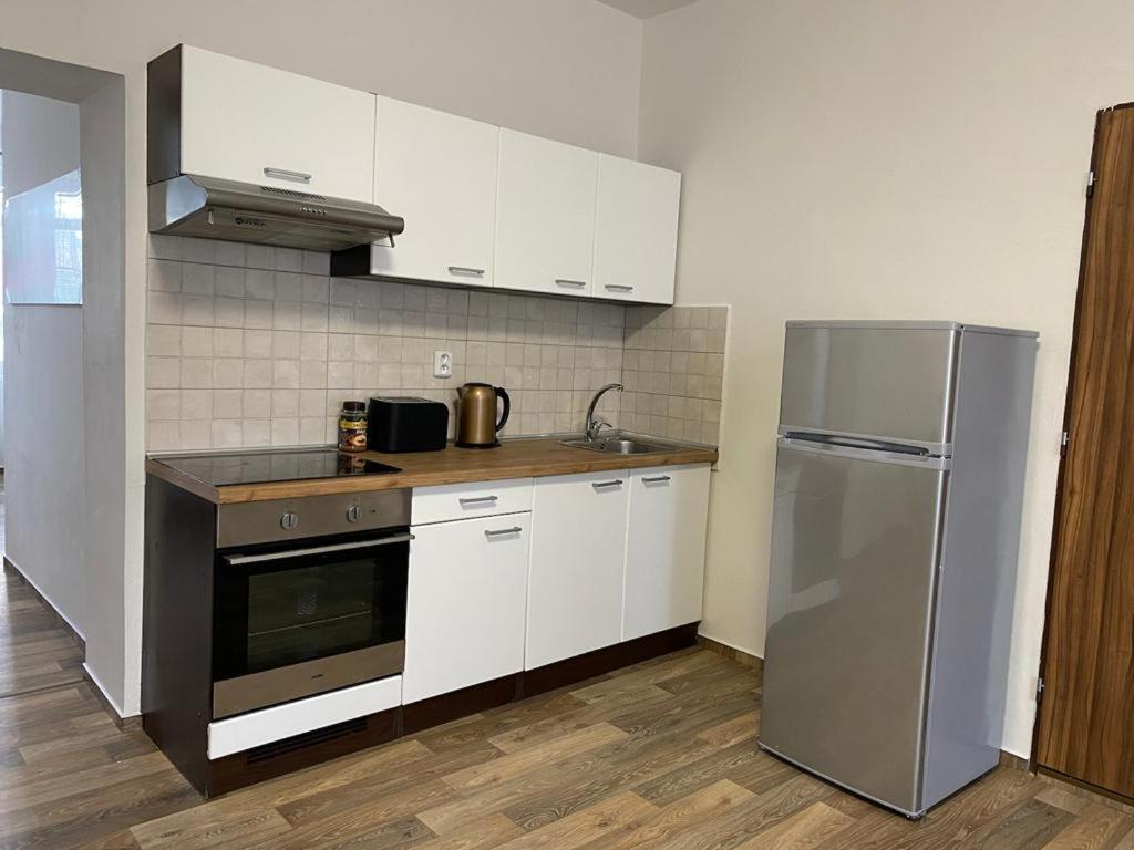 One-Bedroom Apartment - Photo 35