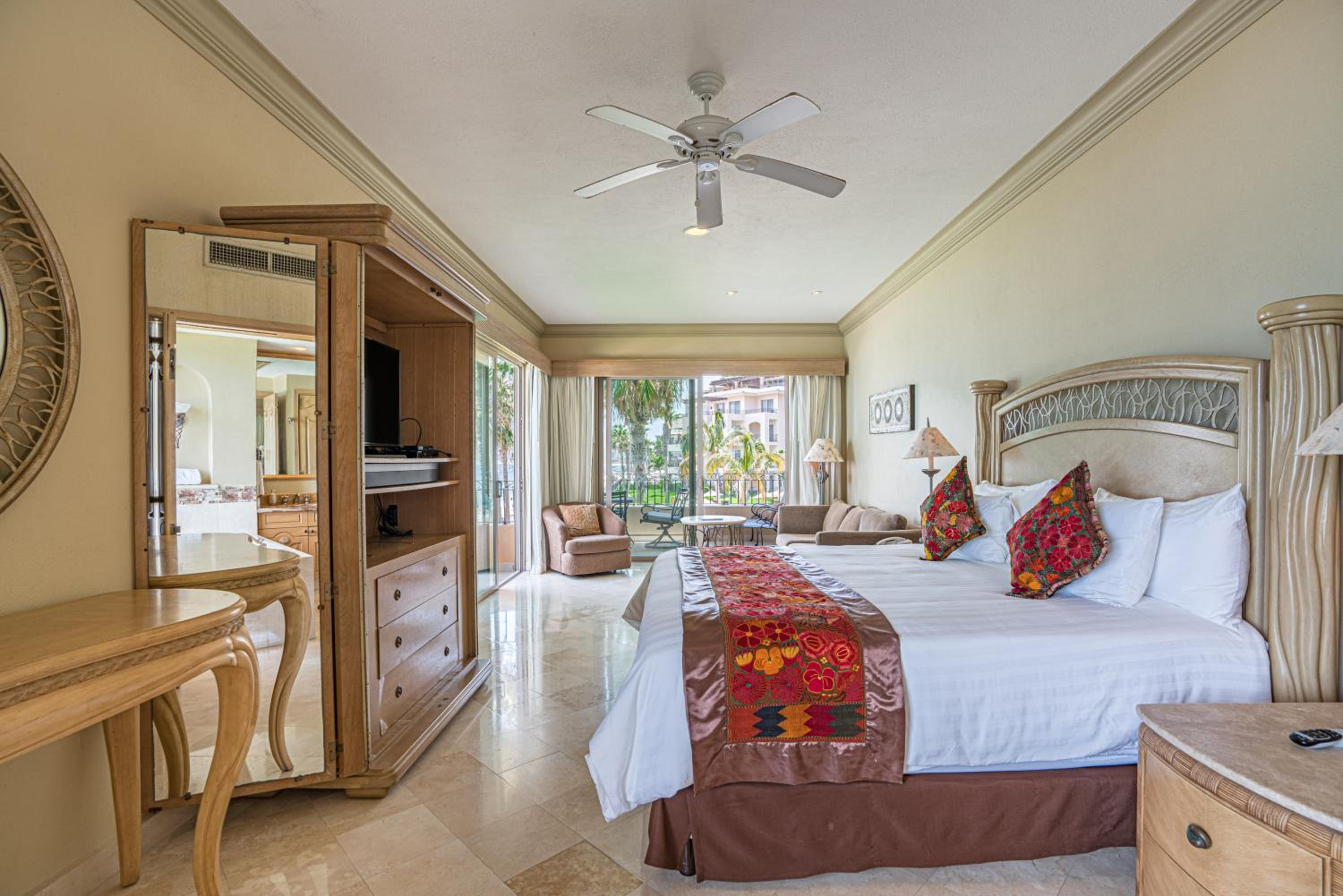 Beachfront One Bedroom 2nd Floor photo 1