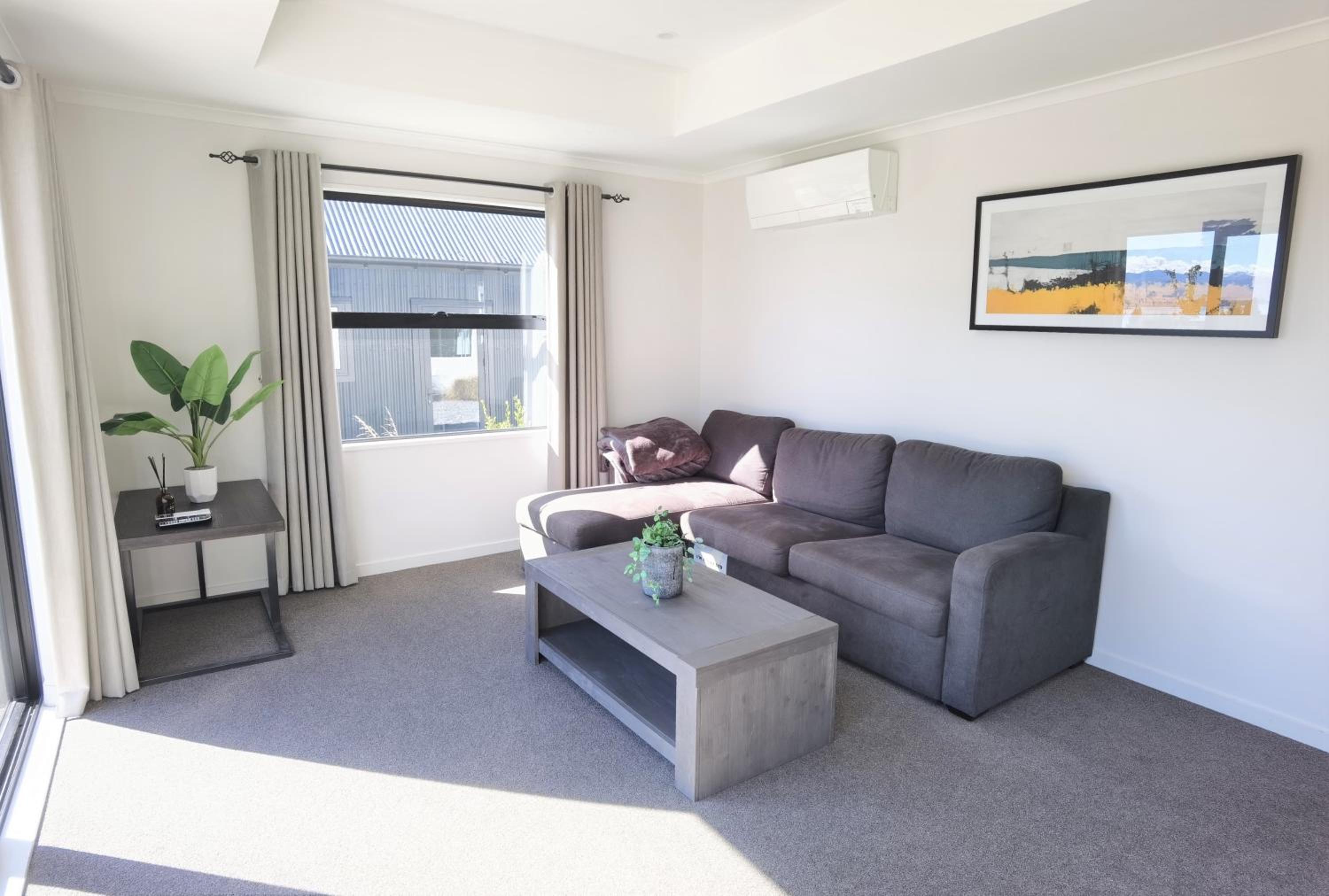 One-Bedroom Unit - Photo 6