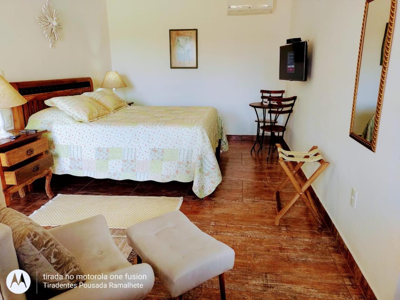Superior Queen Room photo 1