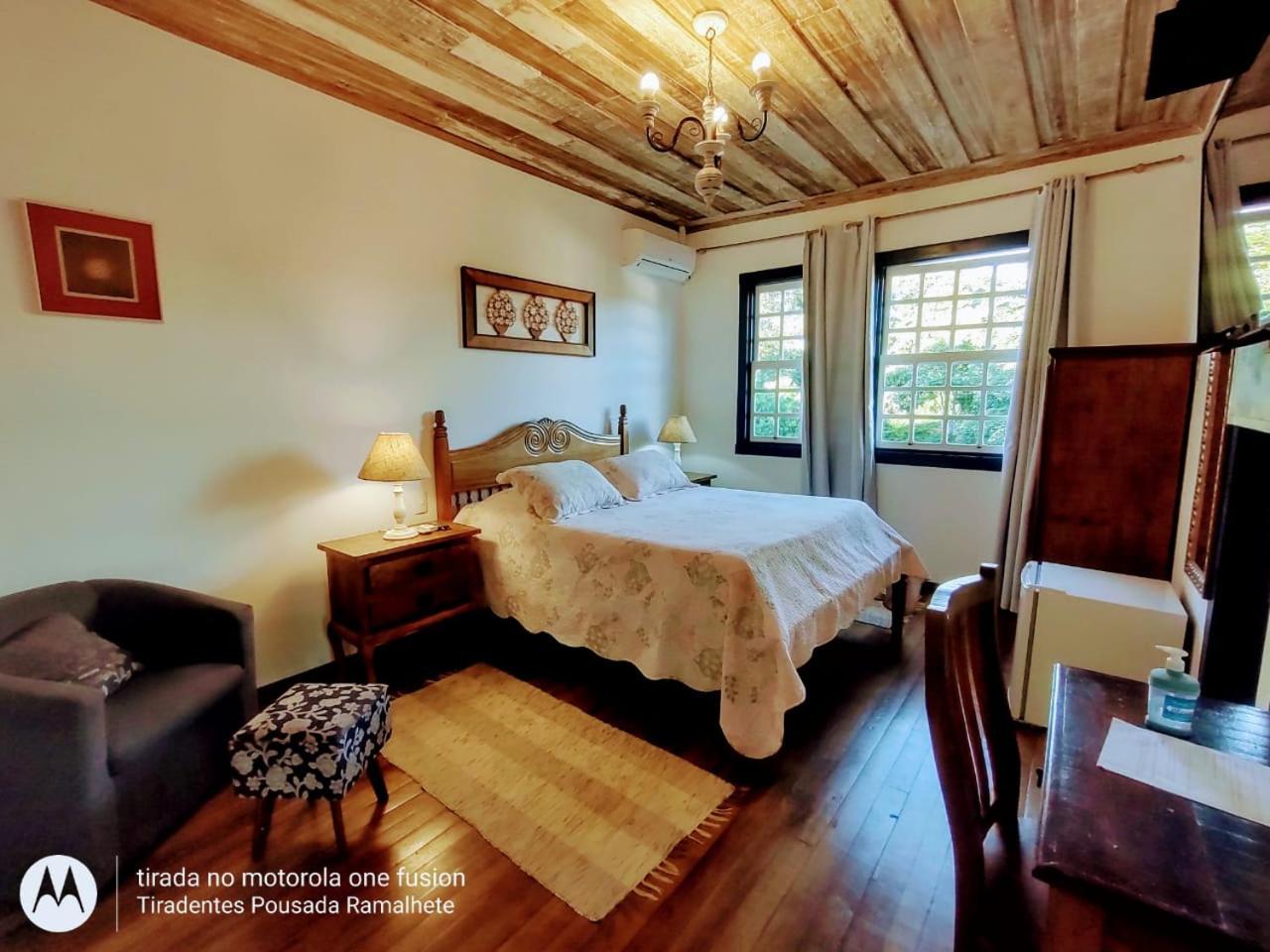 Superior Queen Suite photo 1