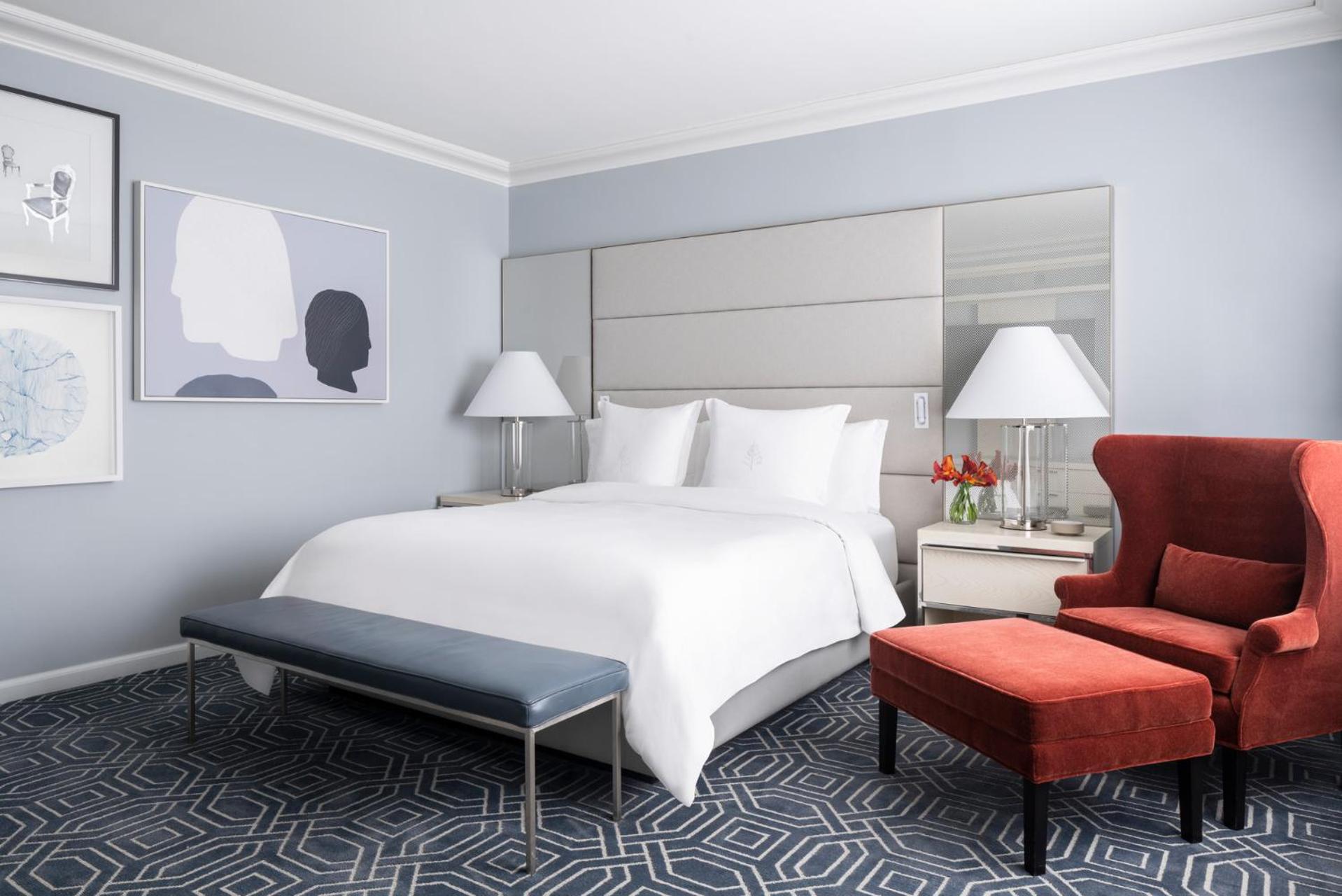One-Bedroom King Suite