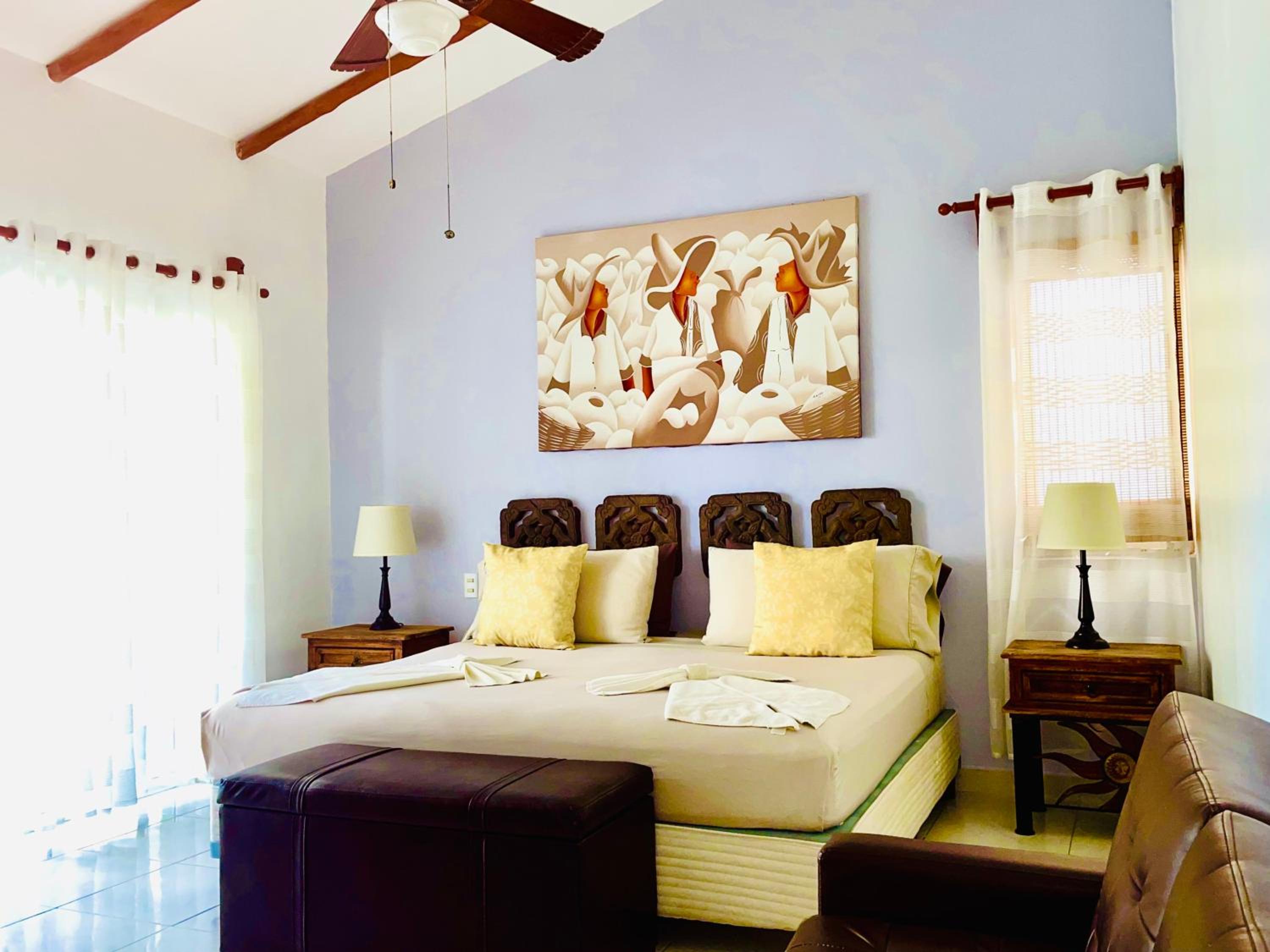 Deluxe Suite with Spa Bath