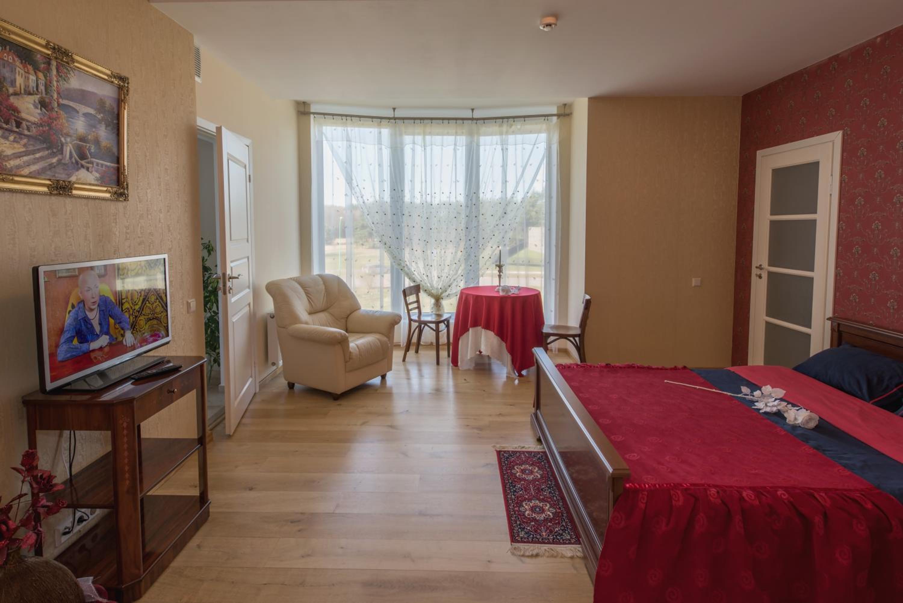 Deluxe Triple Room photo 3