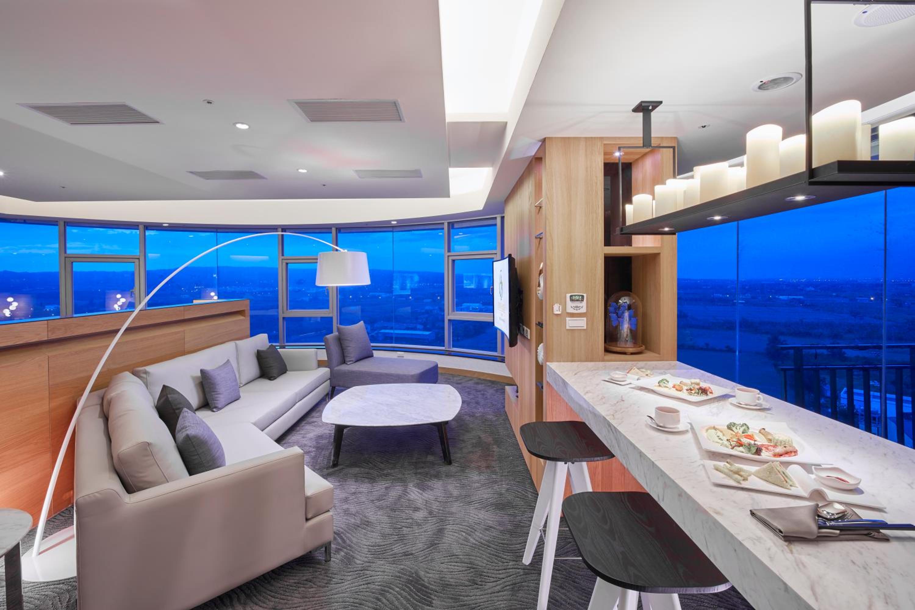 Presidential Suite photo 3