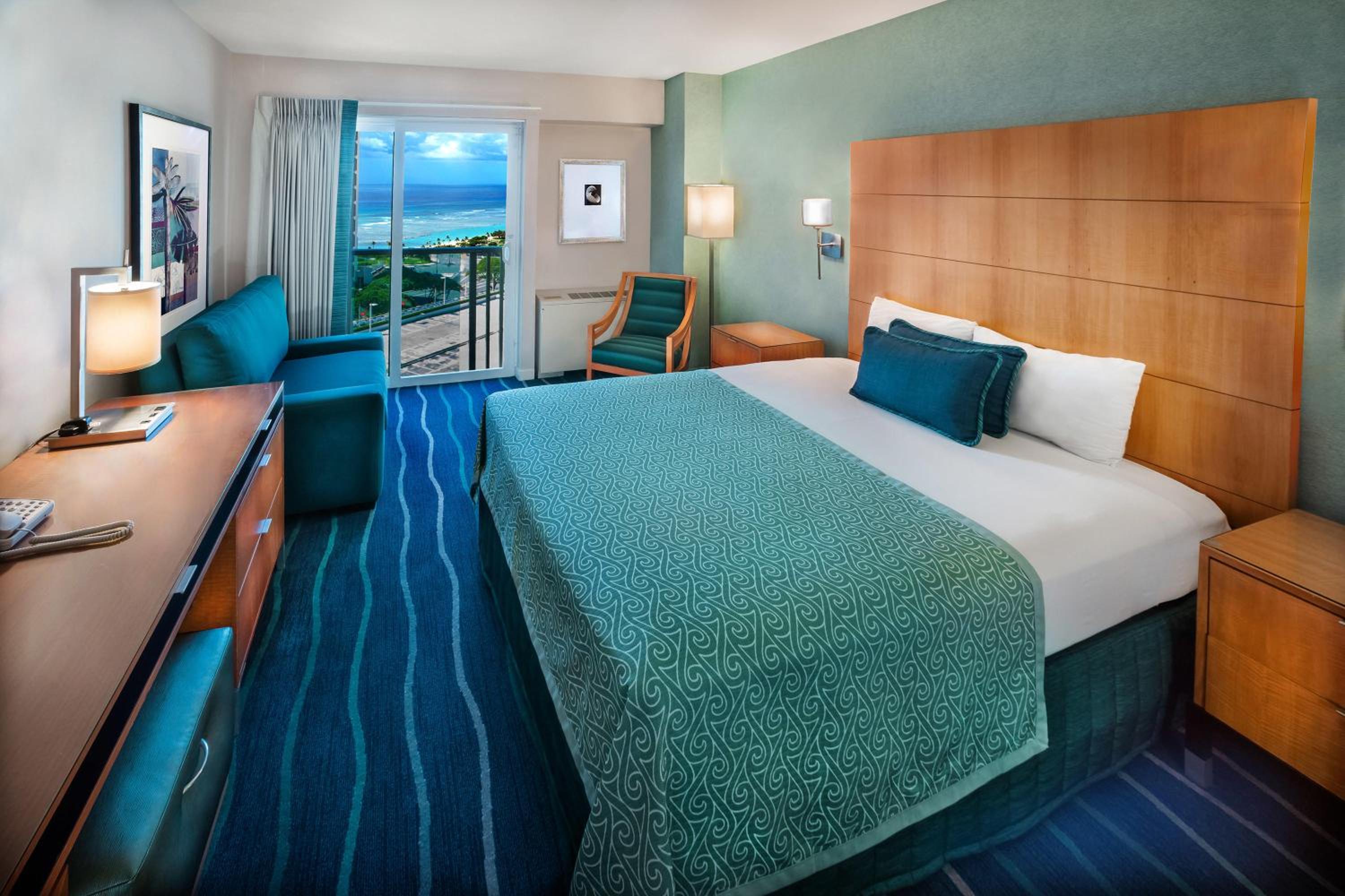 Waikiki Tower Ocean View - Resort Fee Included
