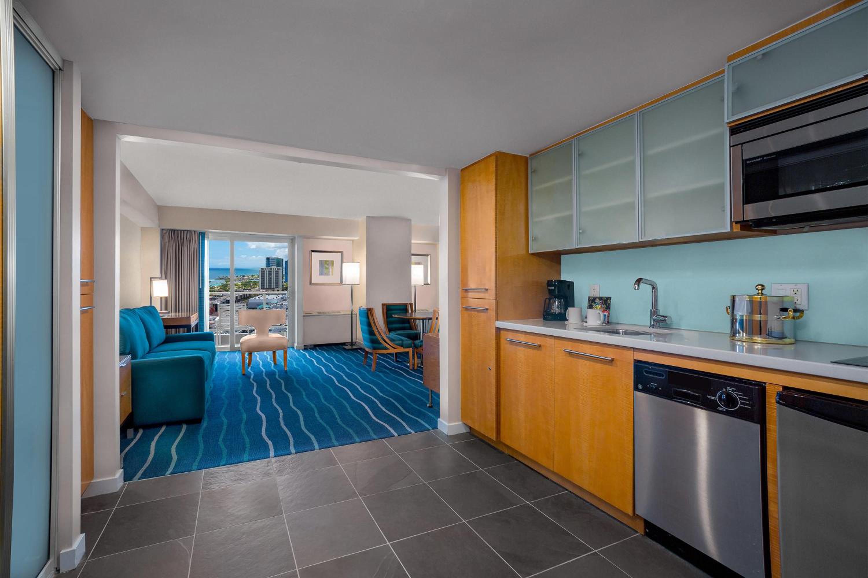 Junior Suite - Resort Fee Included photo 2