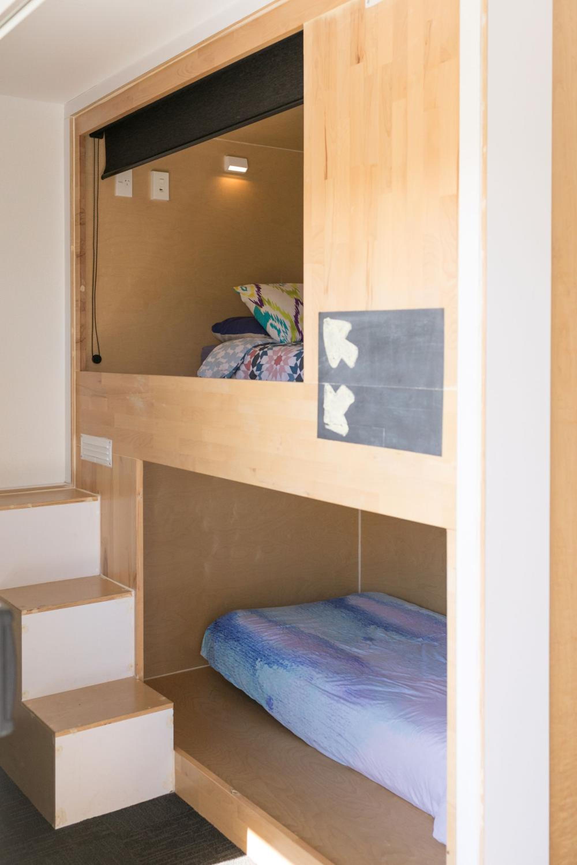 Single Bed in Female Dormitory Room photo 3
