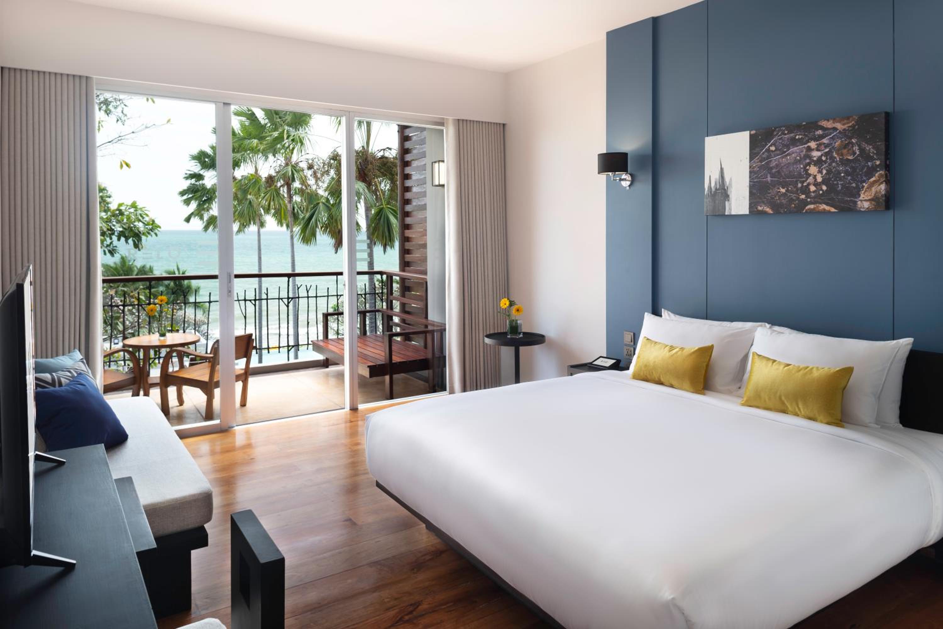 King Room with Sea View - Photo 1