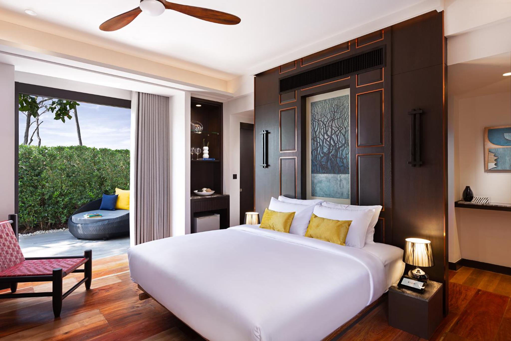 Pet Friendly Suite Villa - Private Pool - Photo 1