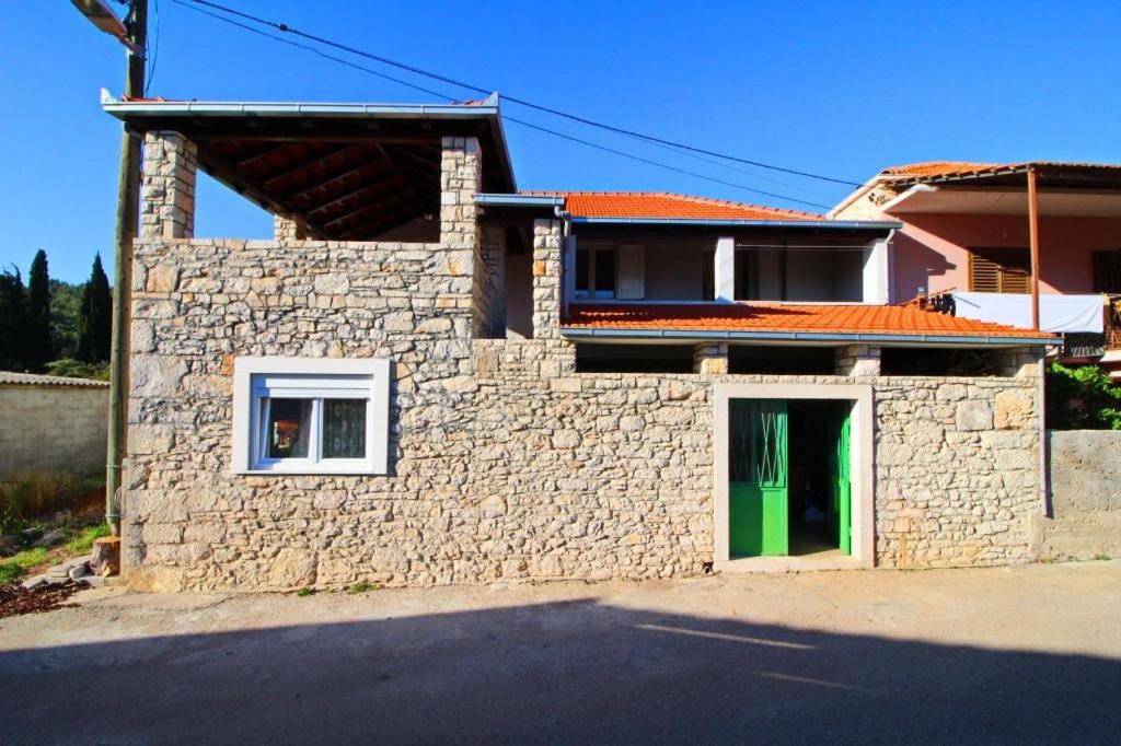 Two-Bedroom Apartment with Terrace and Garden View photo 1