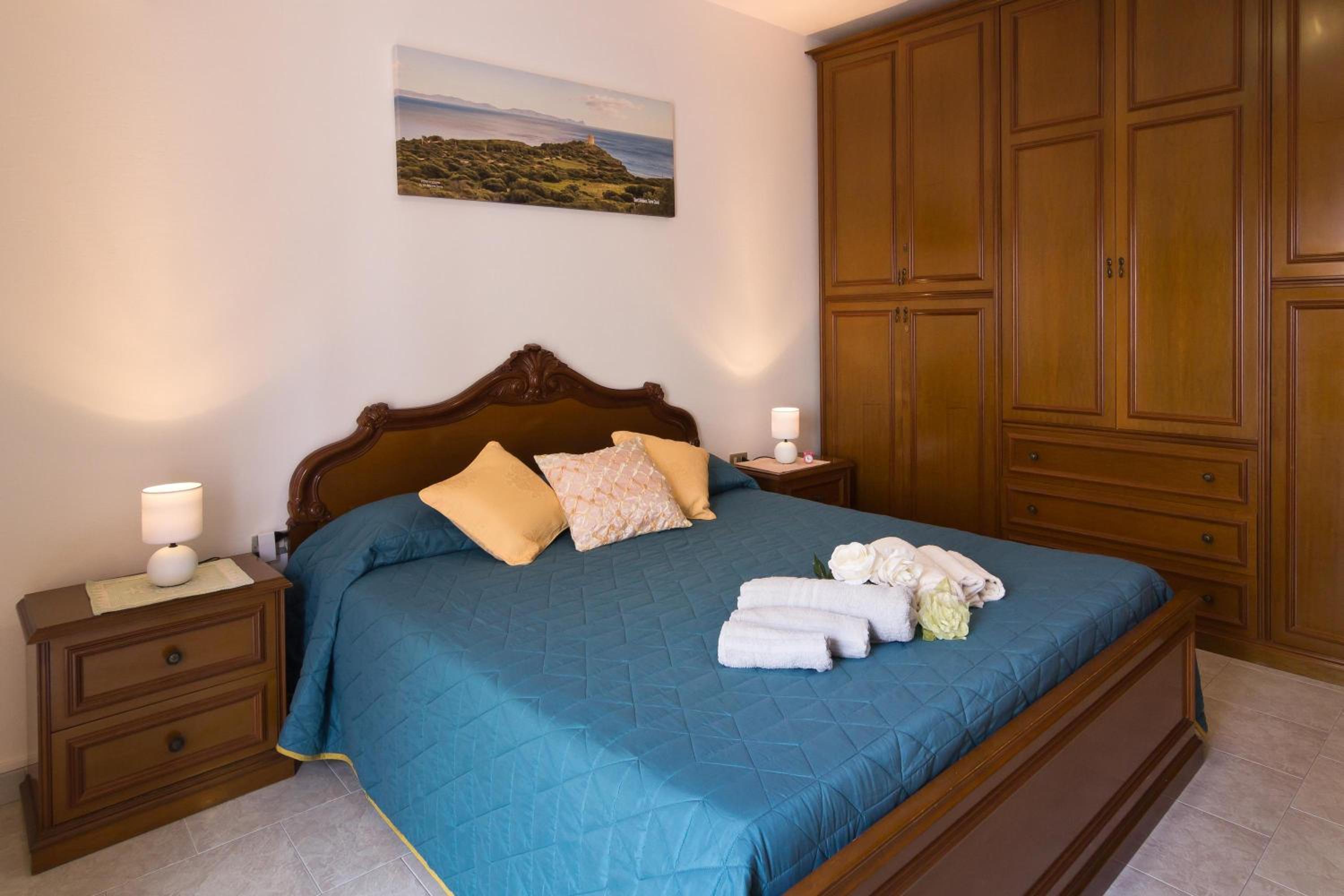Superior One-Bedroom Apartment with Balcony