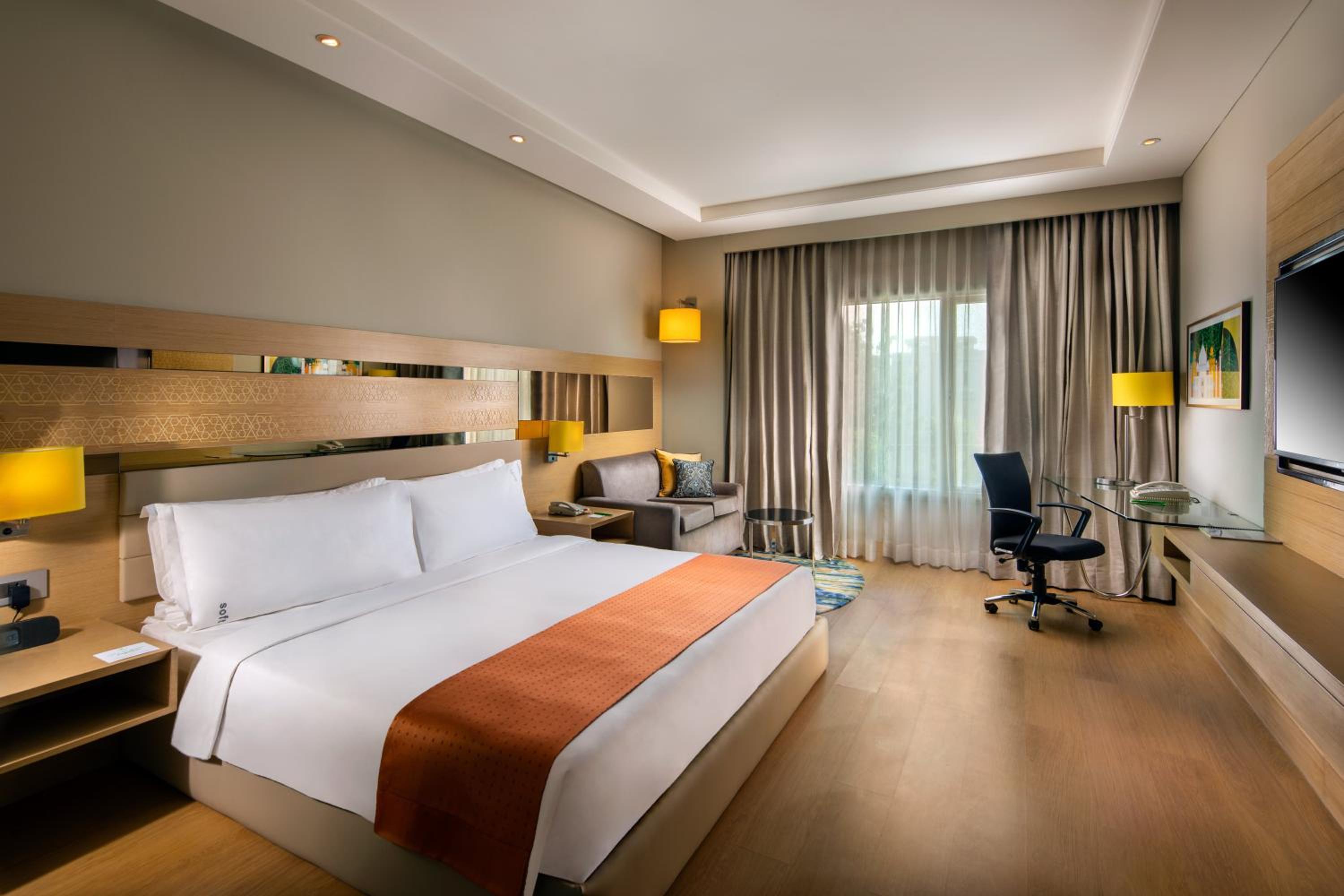 Premium King Room – Disability Access Premium King Room – Disability Access