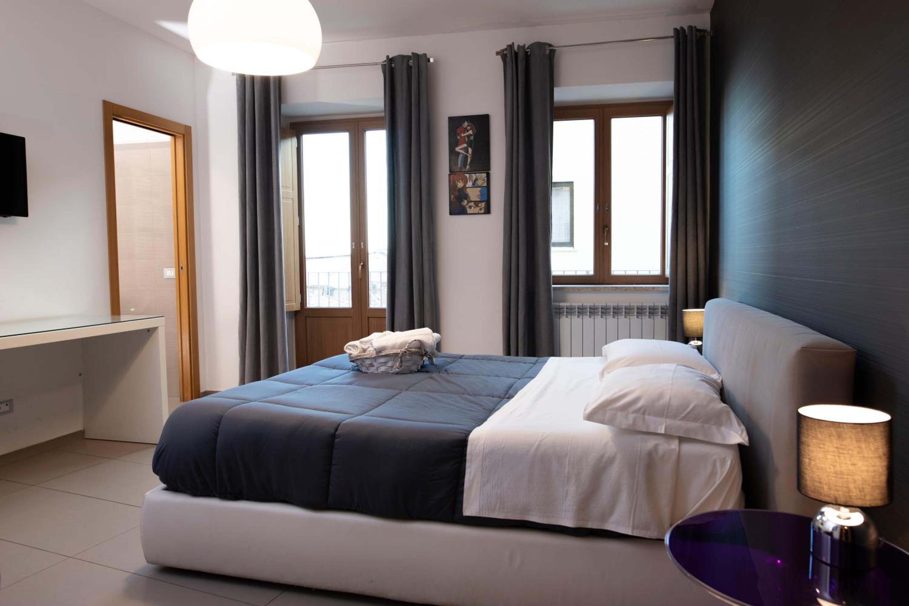 Superior King Room - Photo 27