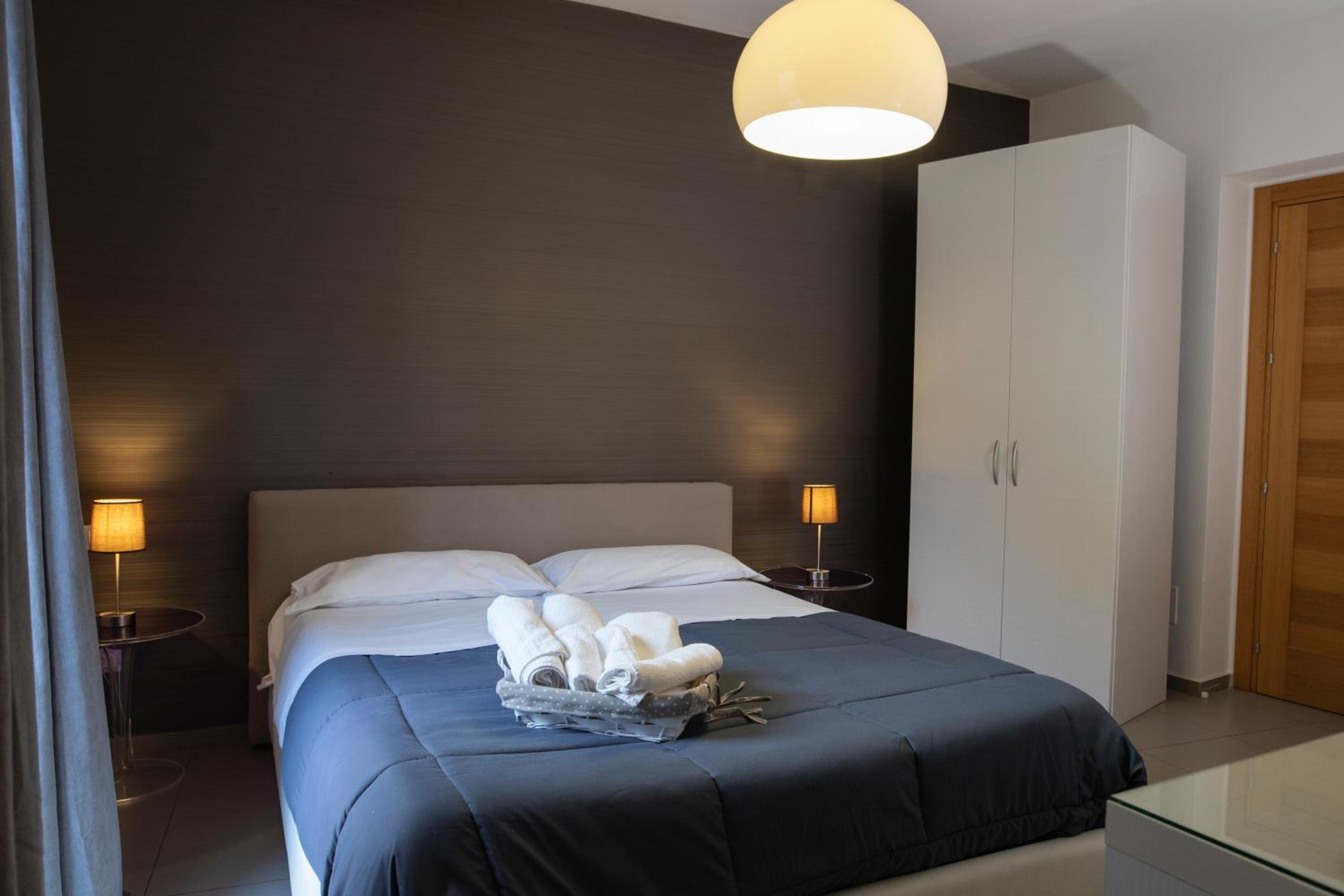 Superior King Room - Photo 1