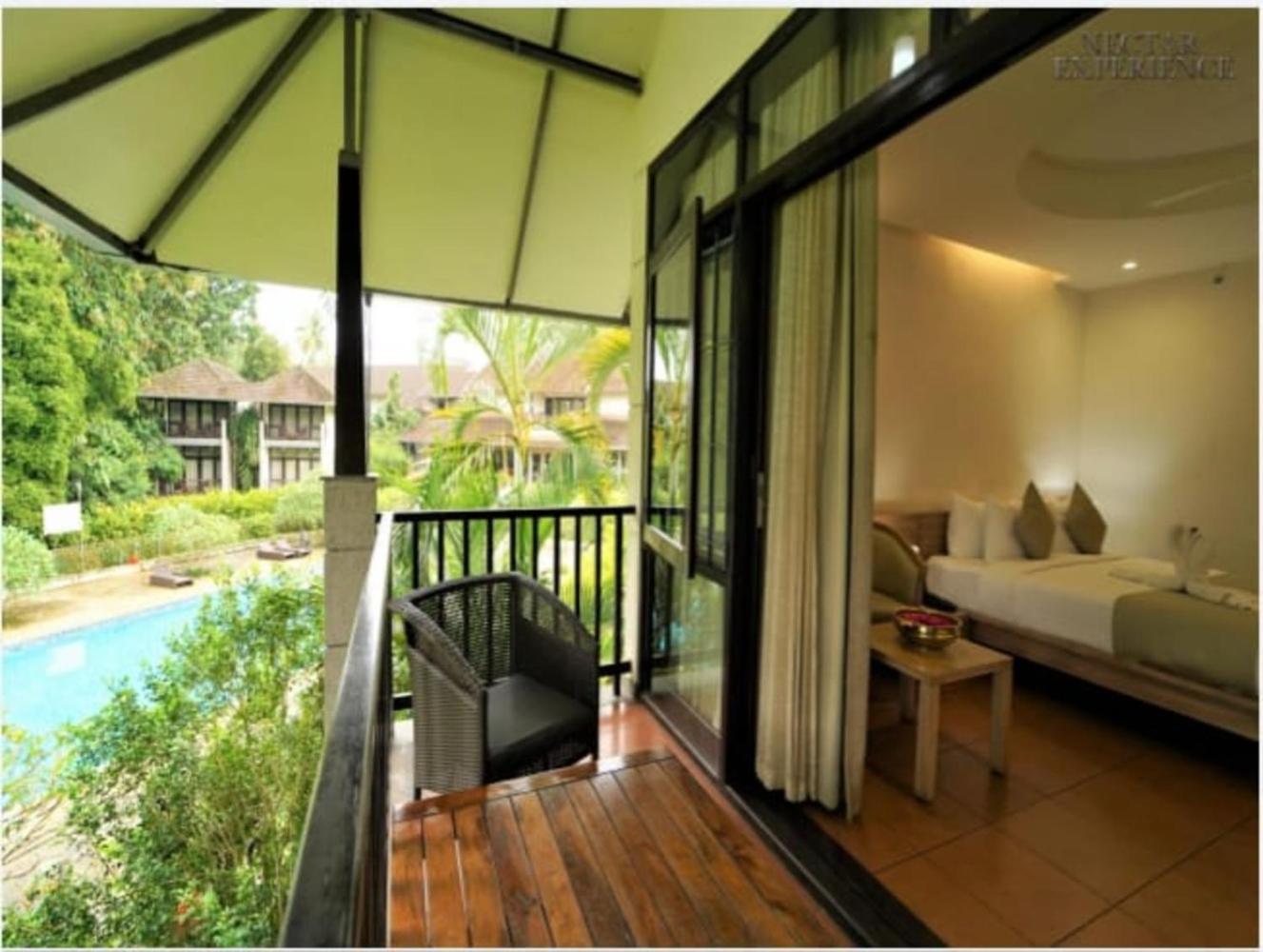 Deluxe Double or Twin Room with River View - Photo 3