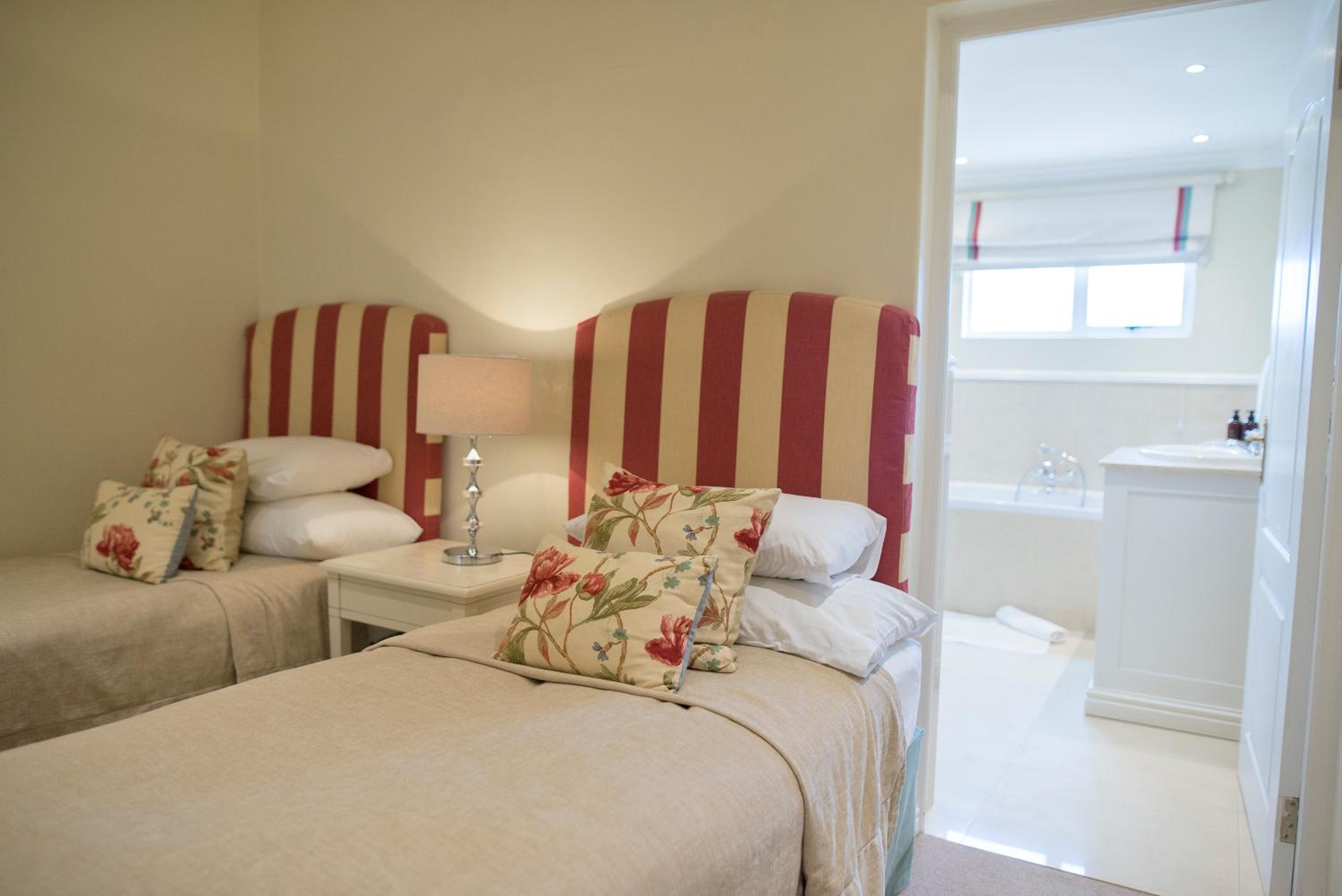 Family Suite - Photo 11