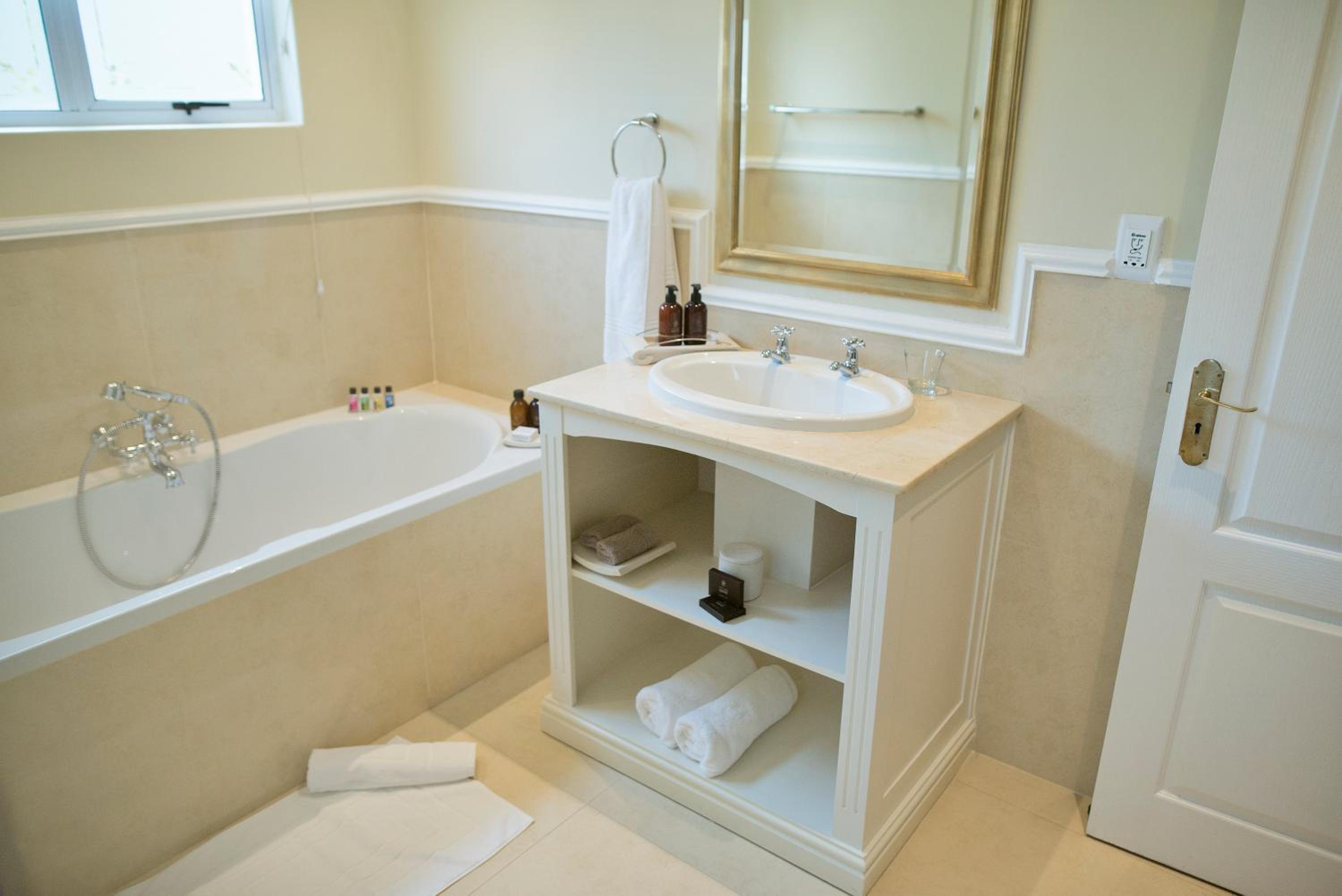 Family Suite - Photo 15