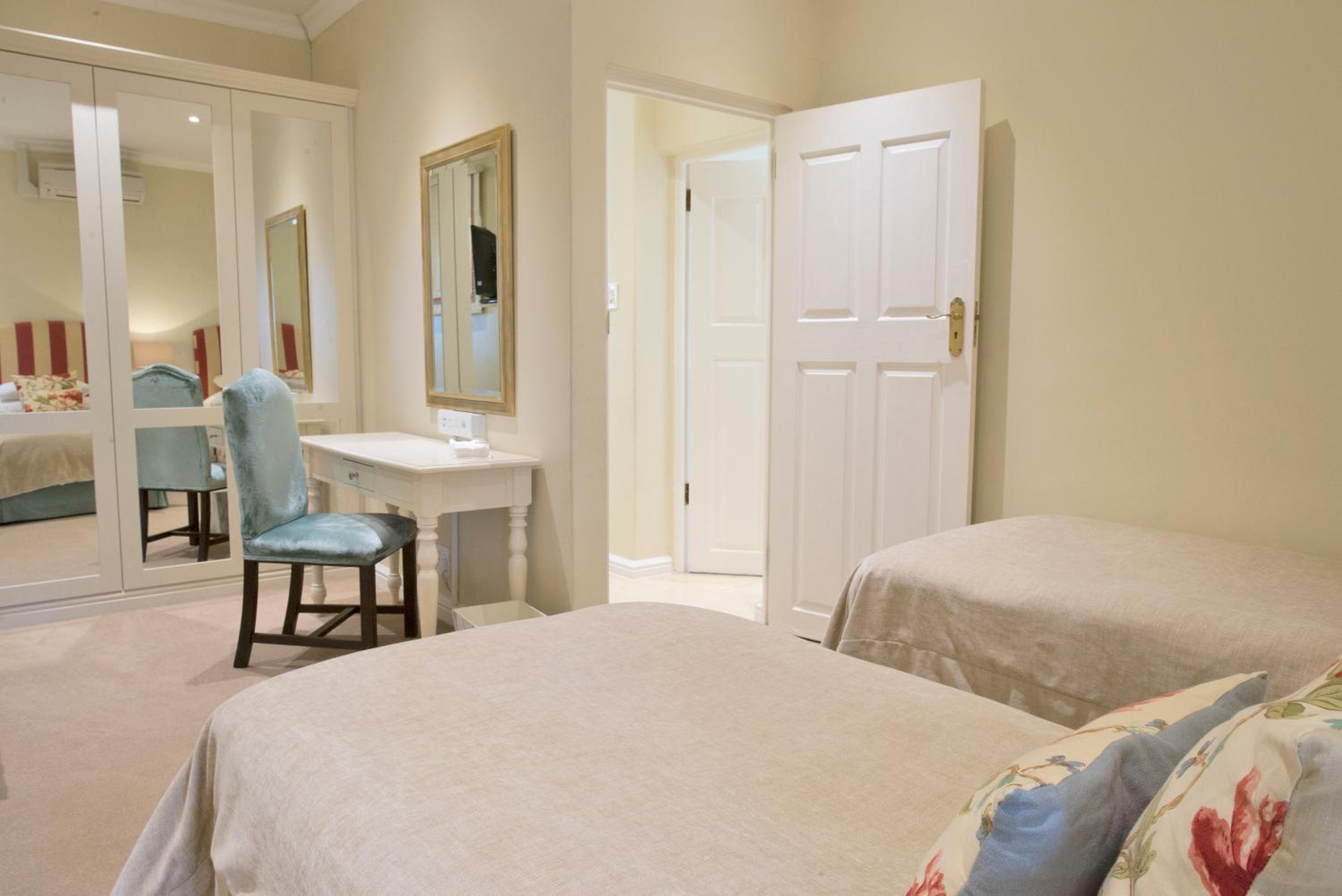 Family Suite - Photo 13