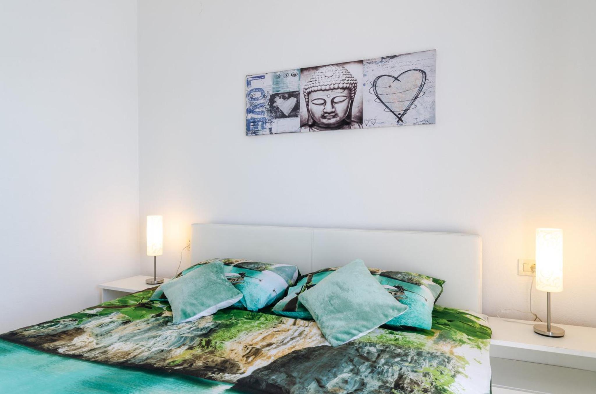 Apartment With Sea View