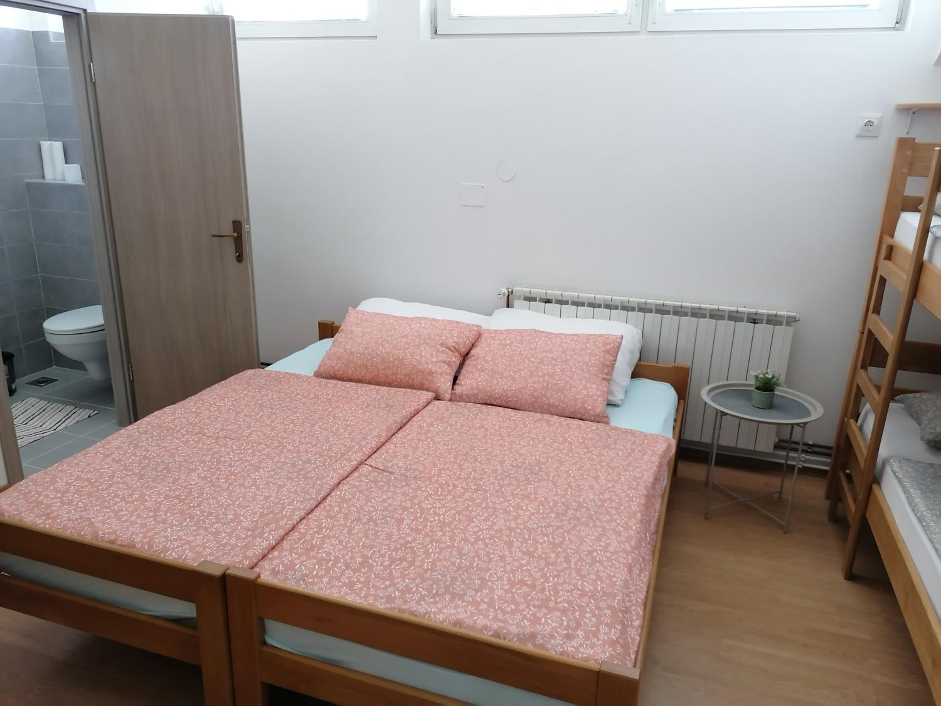 Deluxe Family Room with Private Bathroom - Photo 14