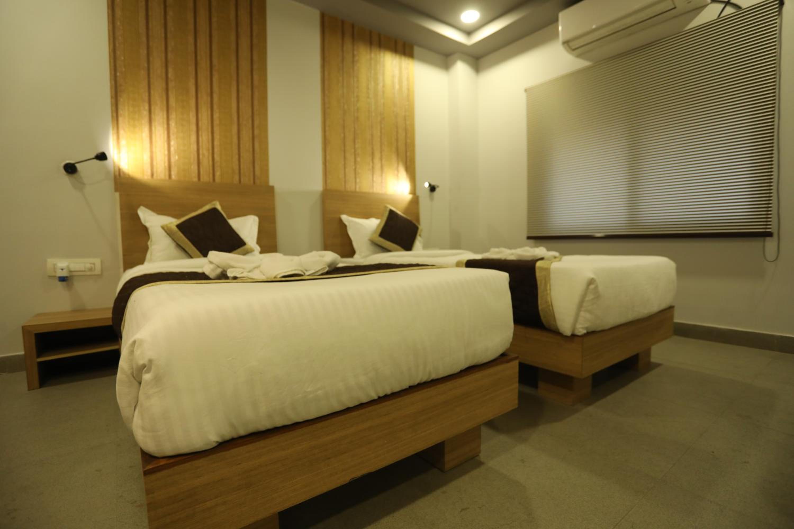 Deluxe Double Room - Photo 7