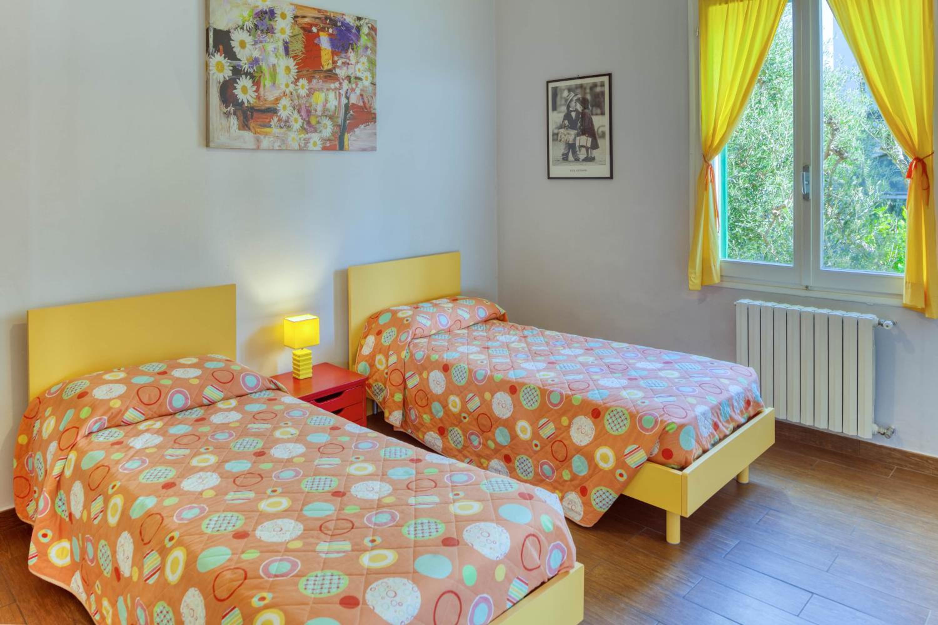 Two-Bedroom Apartment with Terrace and Sea View