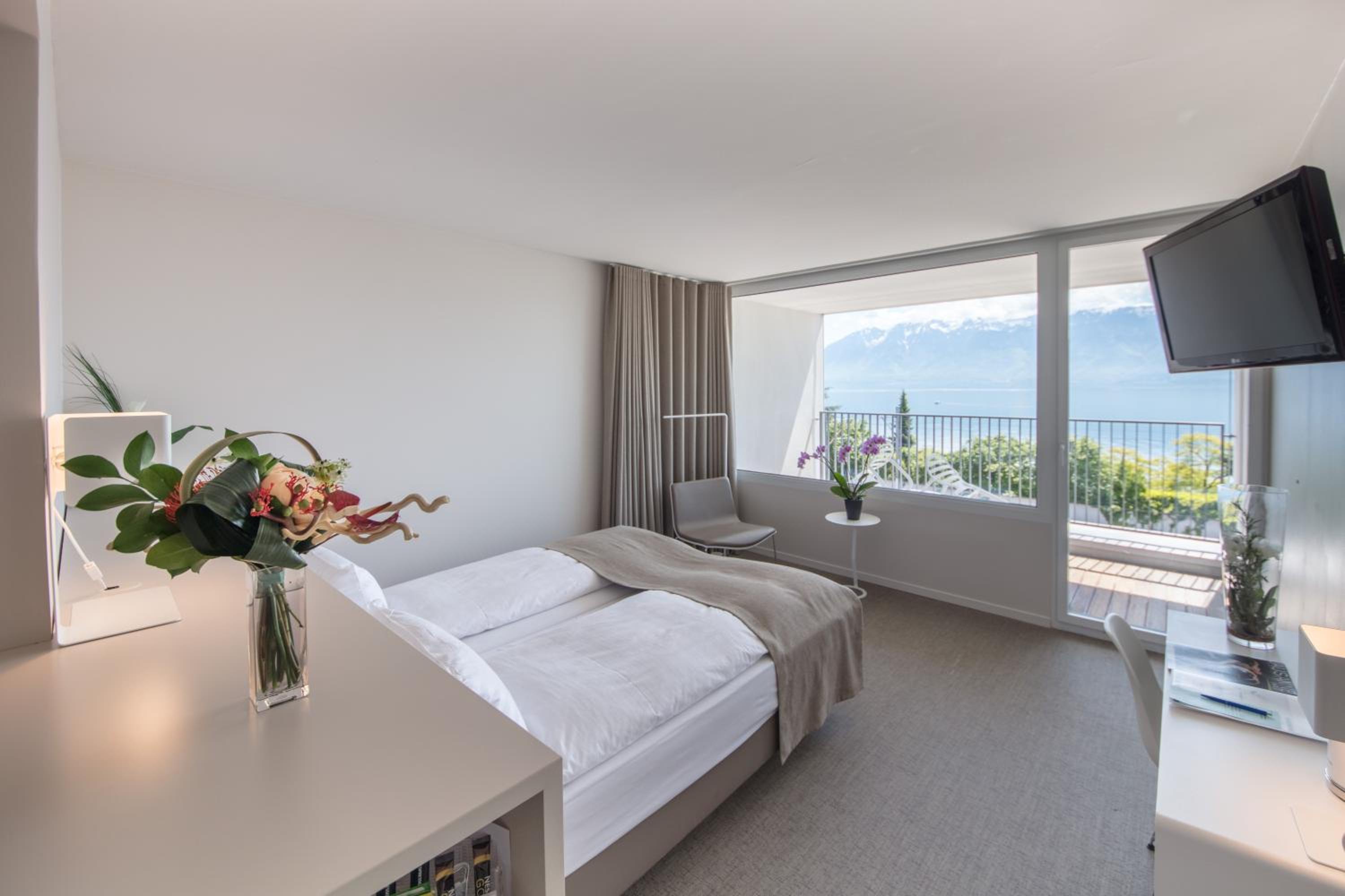 Deluxe Twin or Double Room - Photo 1