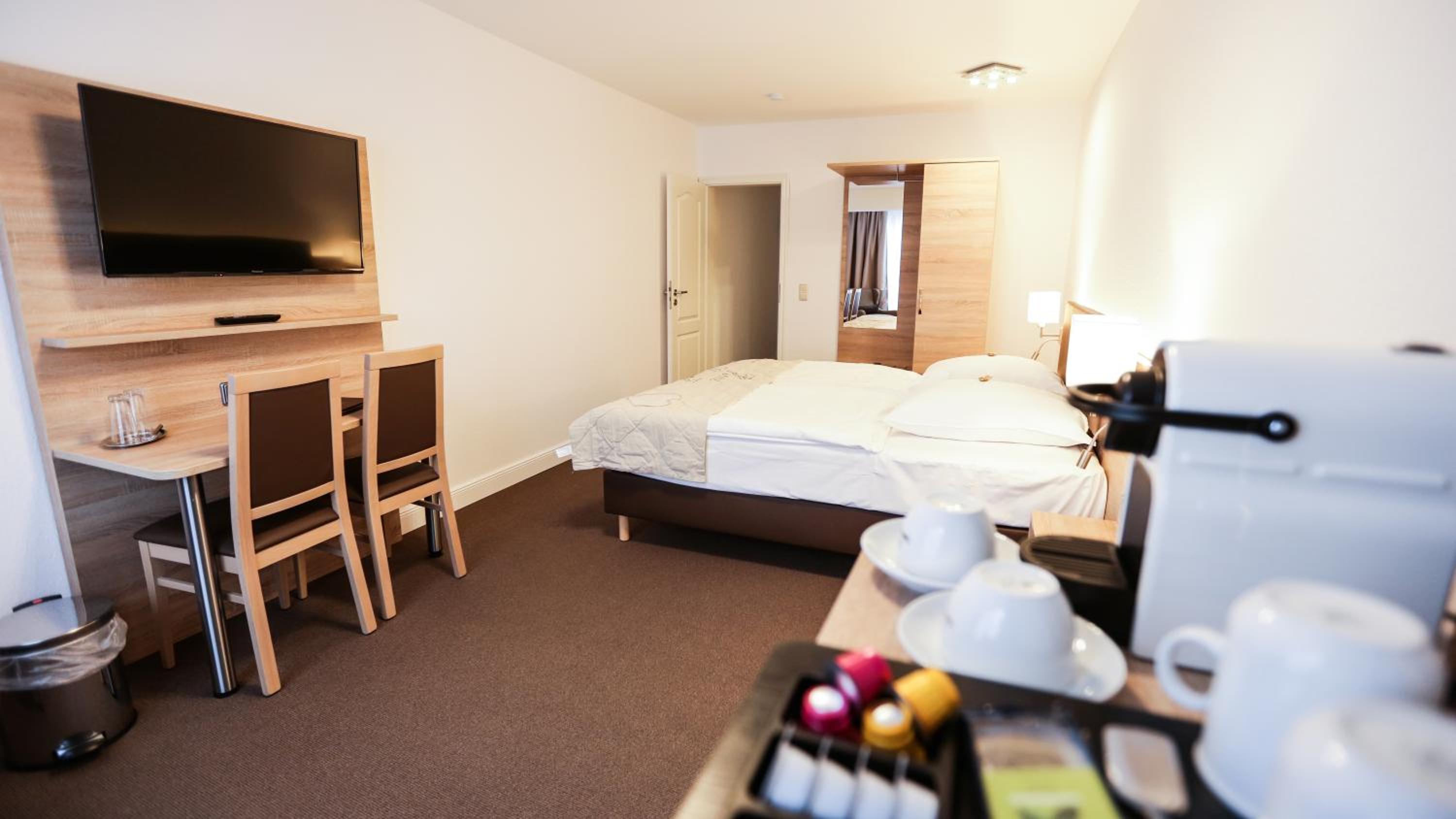 Double Room - Photo 3