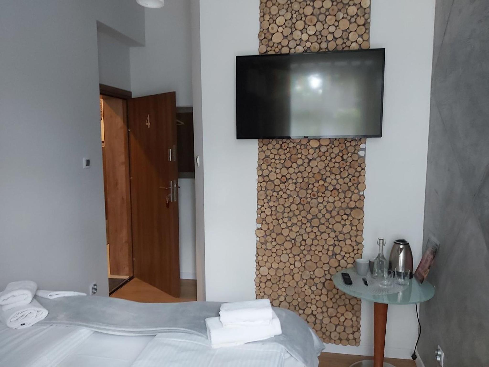 Small Double Room (Annex) photo 2