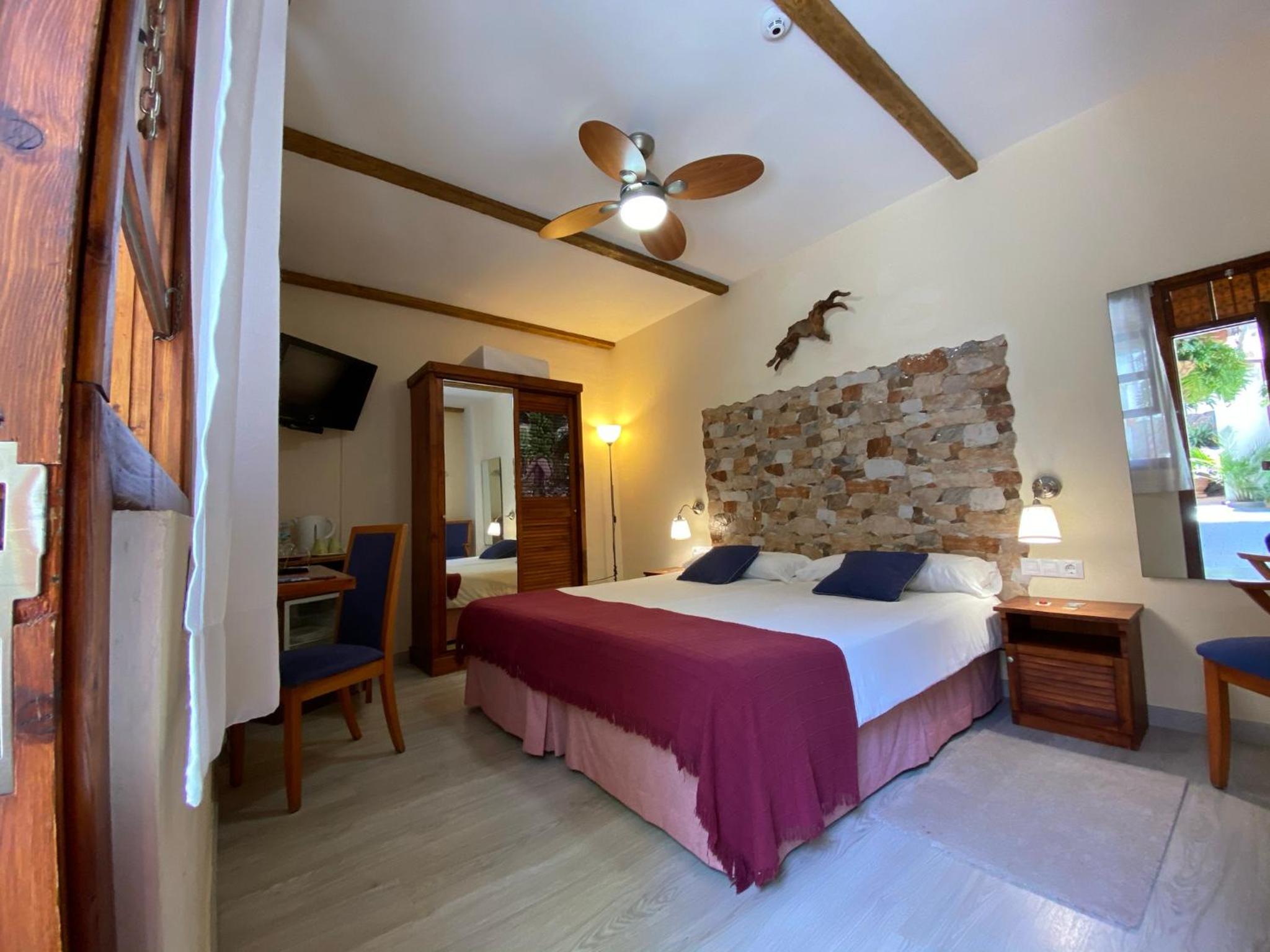 Double or Twin Room - Ground Floor photo 2