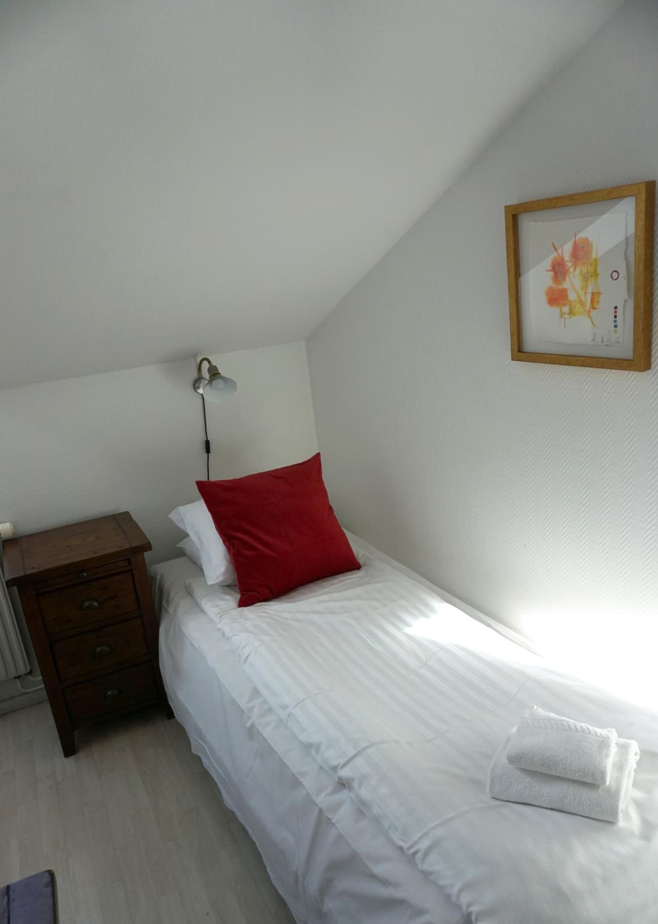 One-Bedroom Apartment with View photo 1