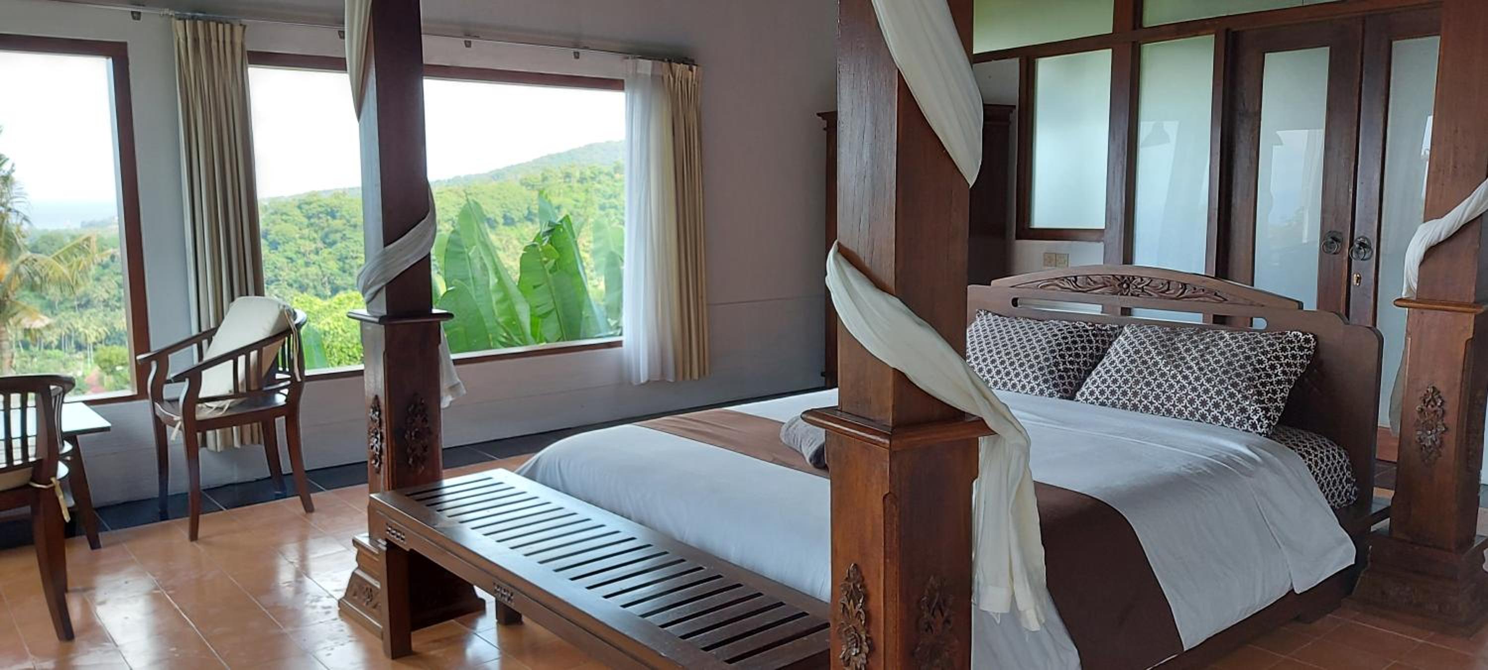 Standard King Room