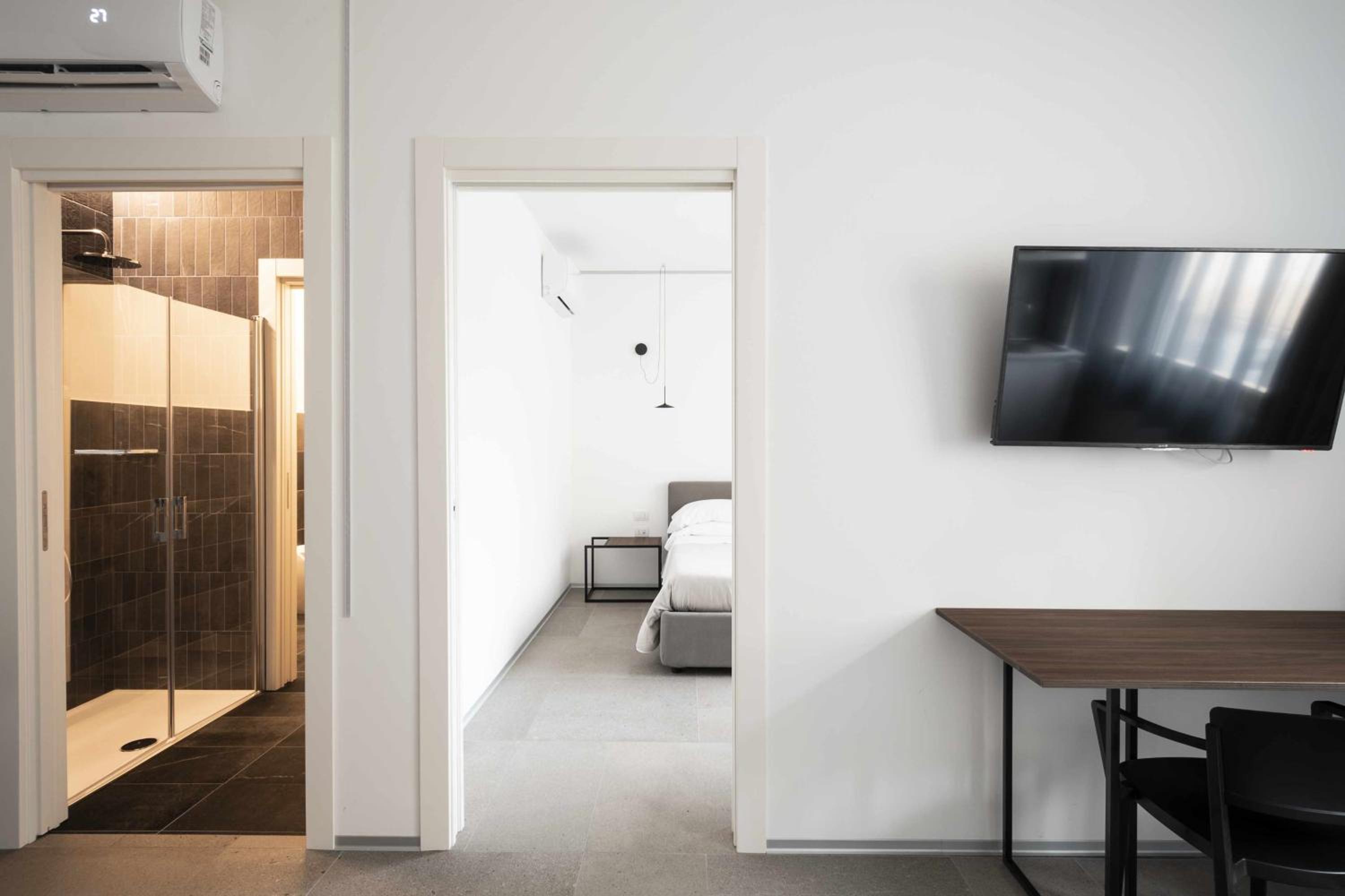 Superior King Suite