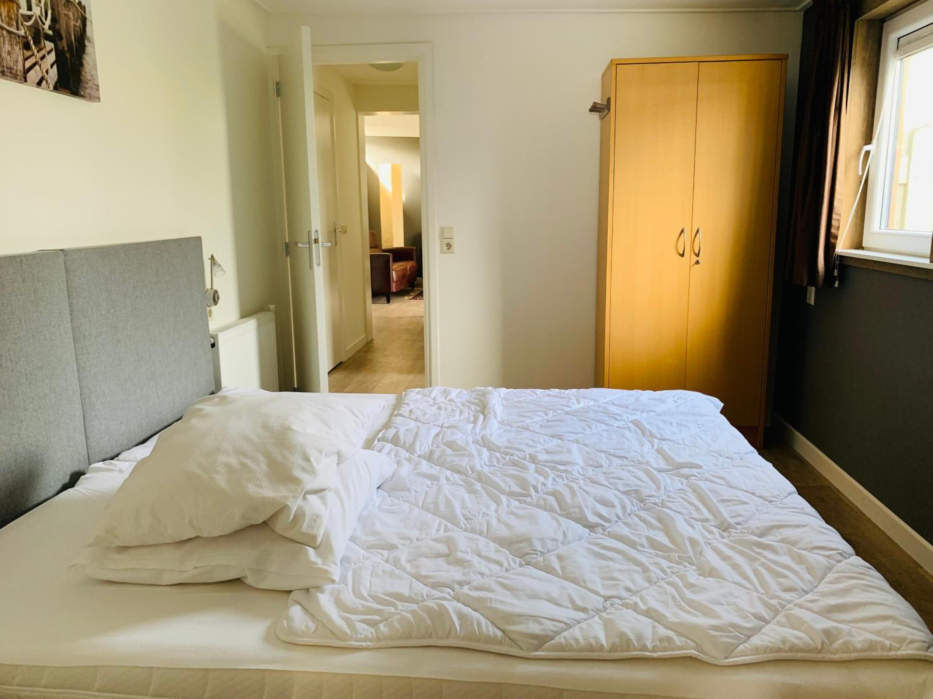 Two-Bedroom House - Photo 9