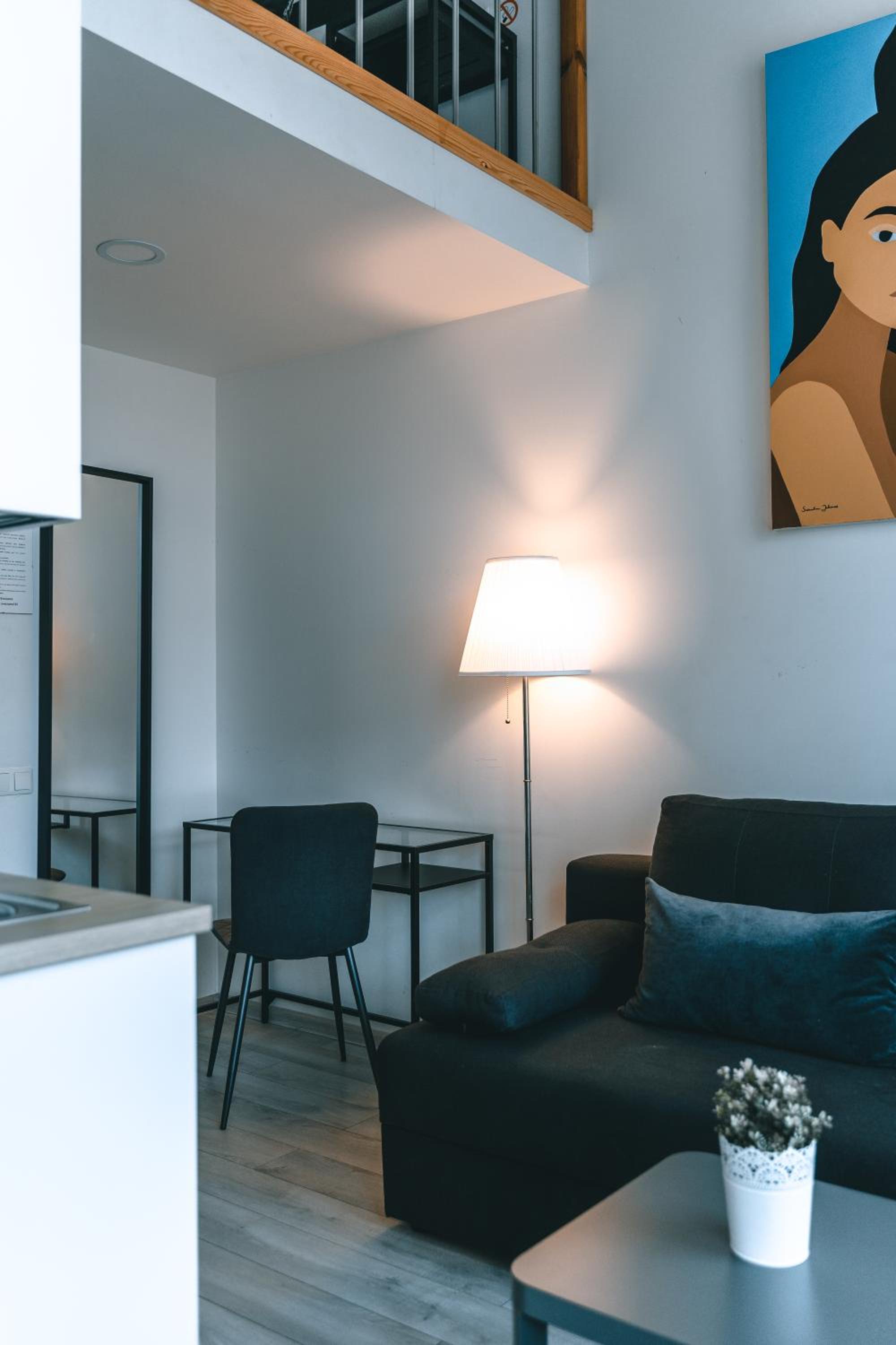 Loft - Photo 13