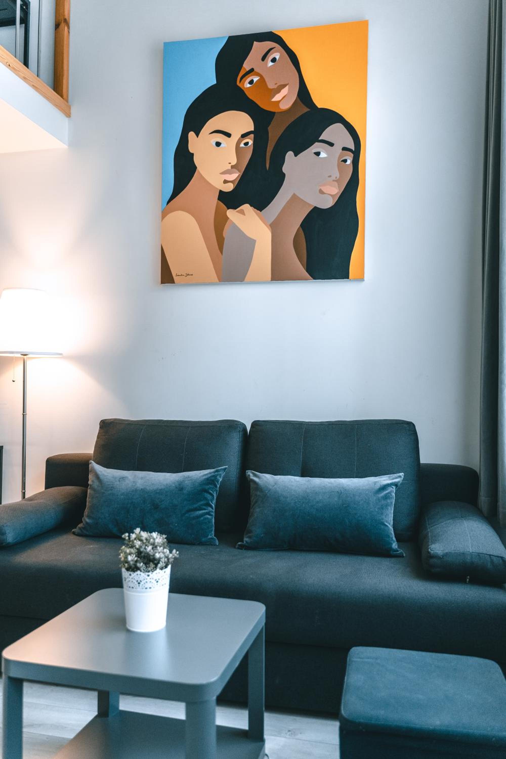 Loft - Photo 2