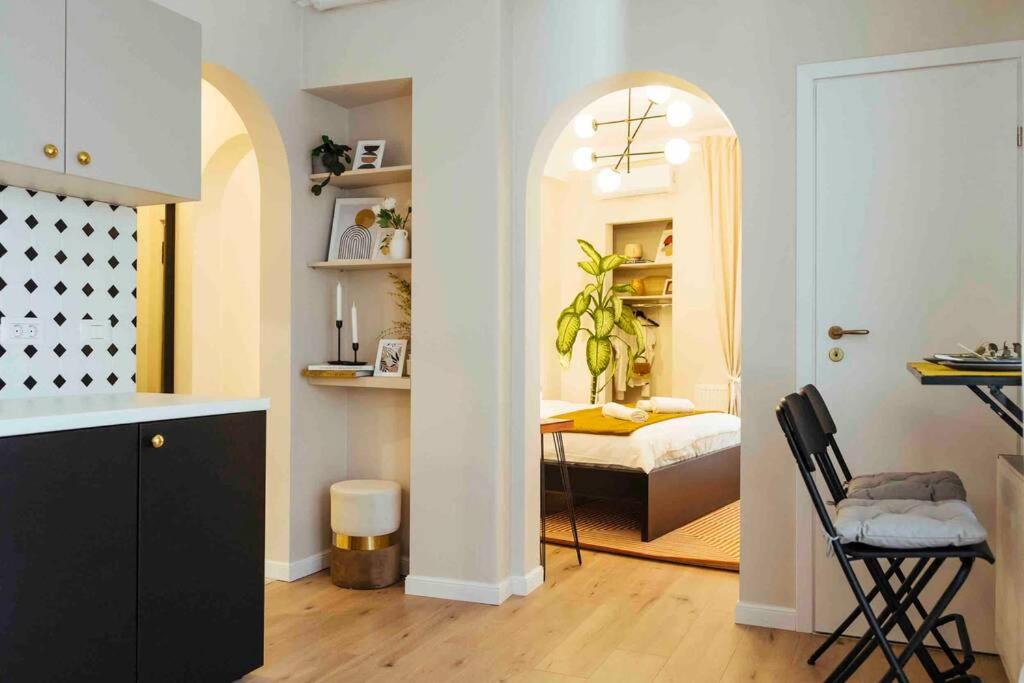 One-Bedroom Apartment - Photo 15