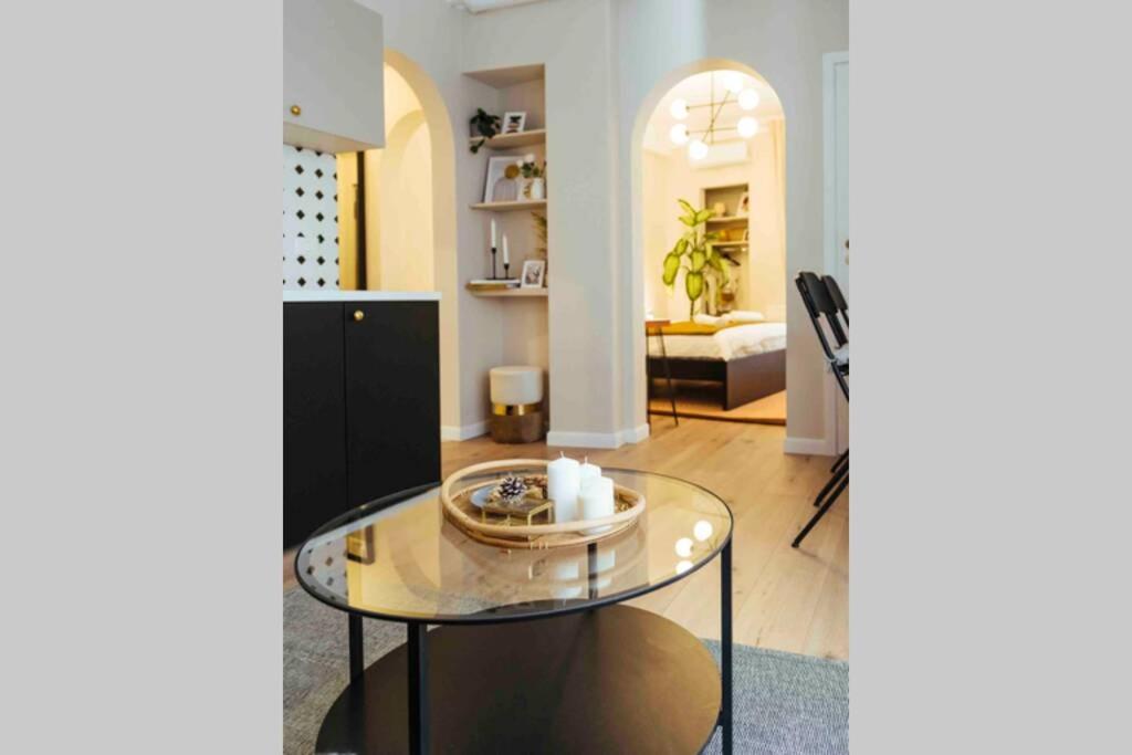 One-Bedroom Apartment - Photo 31