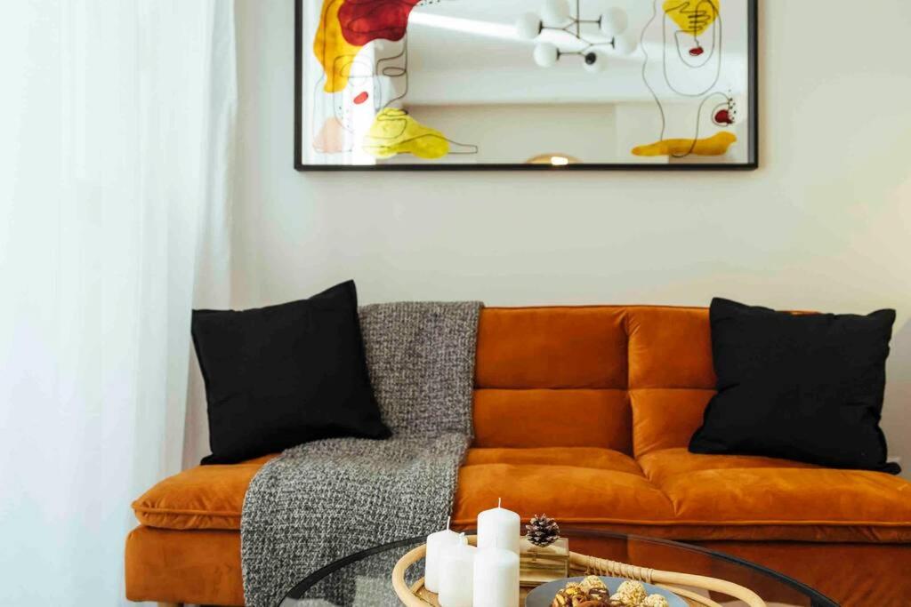 One-Bedroom Apartment - Photo 43