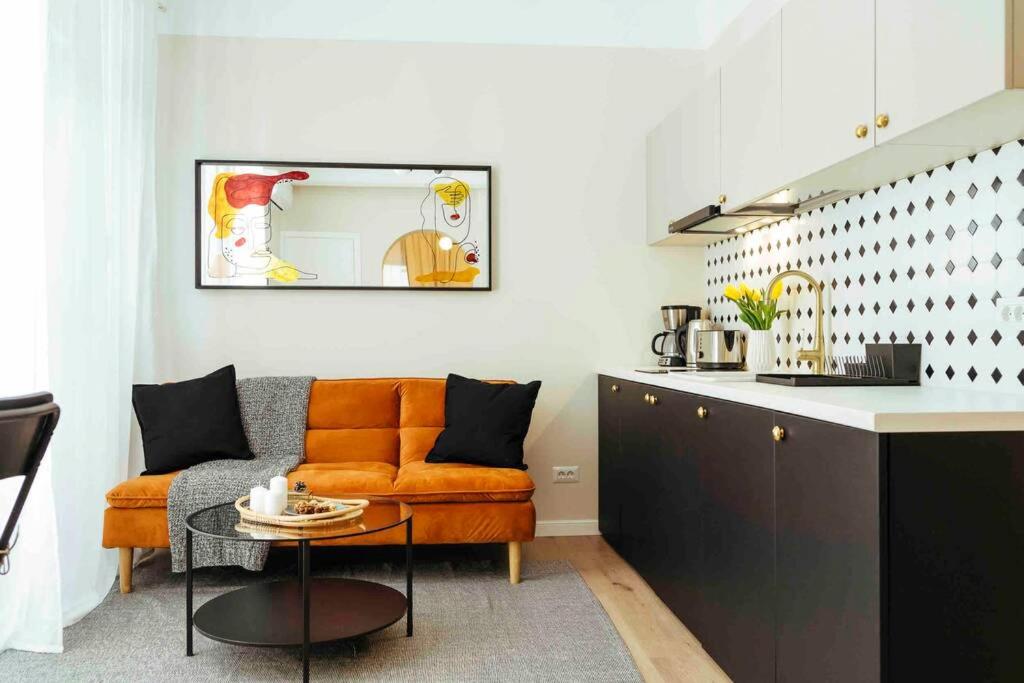 One-Bedroom Apartment - Photo 48