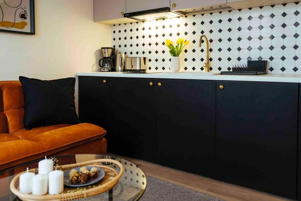 One-Bedroom Apartment - Photo 54