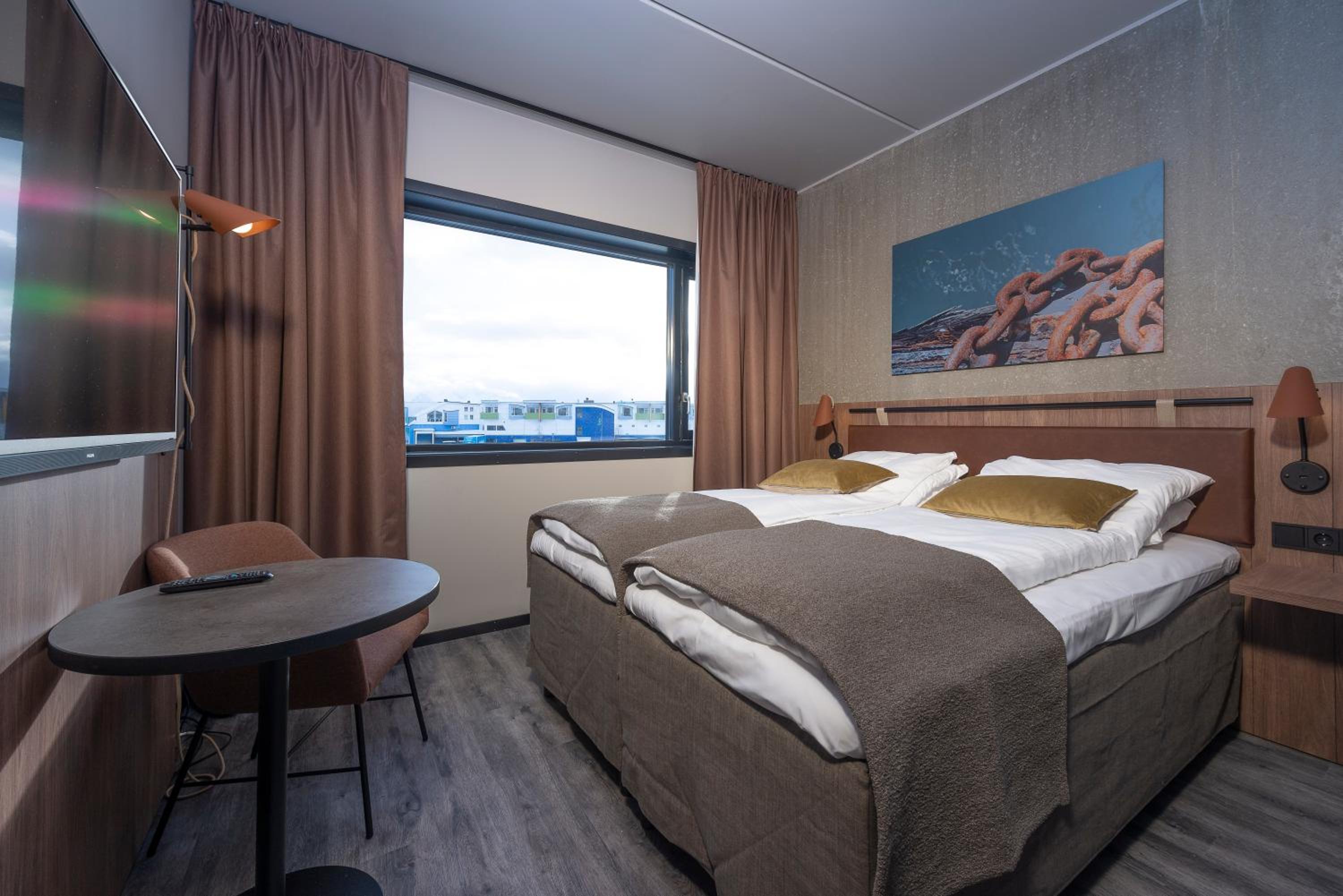 Twin Room - Photo 7