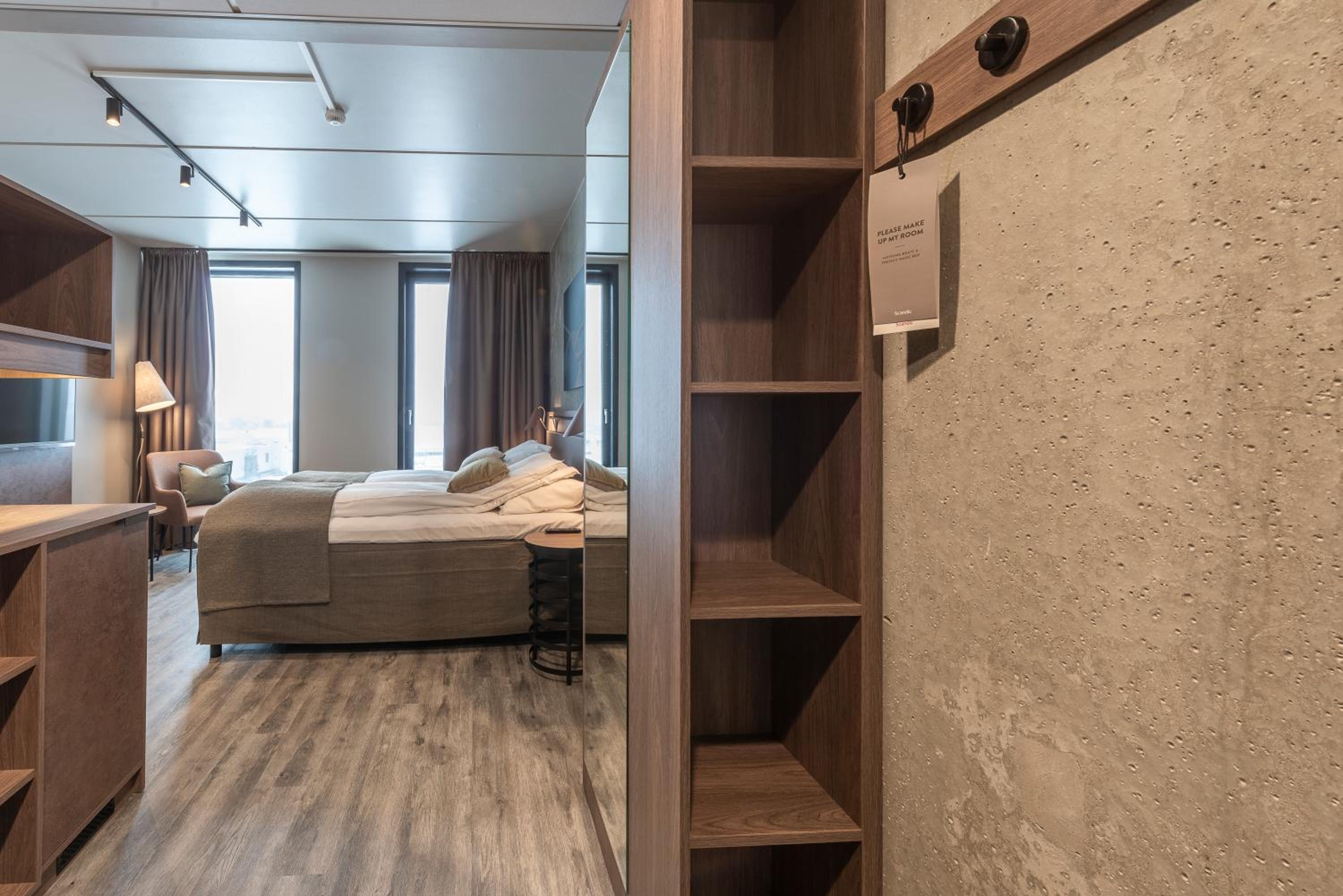 Twin Room - Photo 3