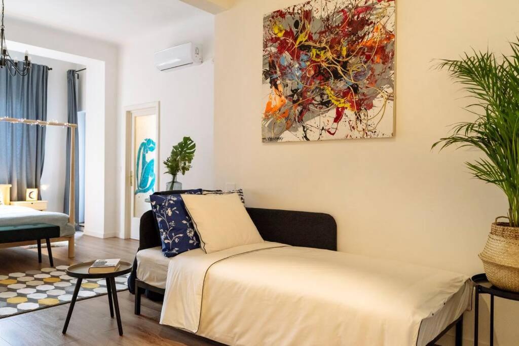One-Bedroom Apartment - Photo 8