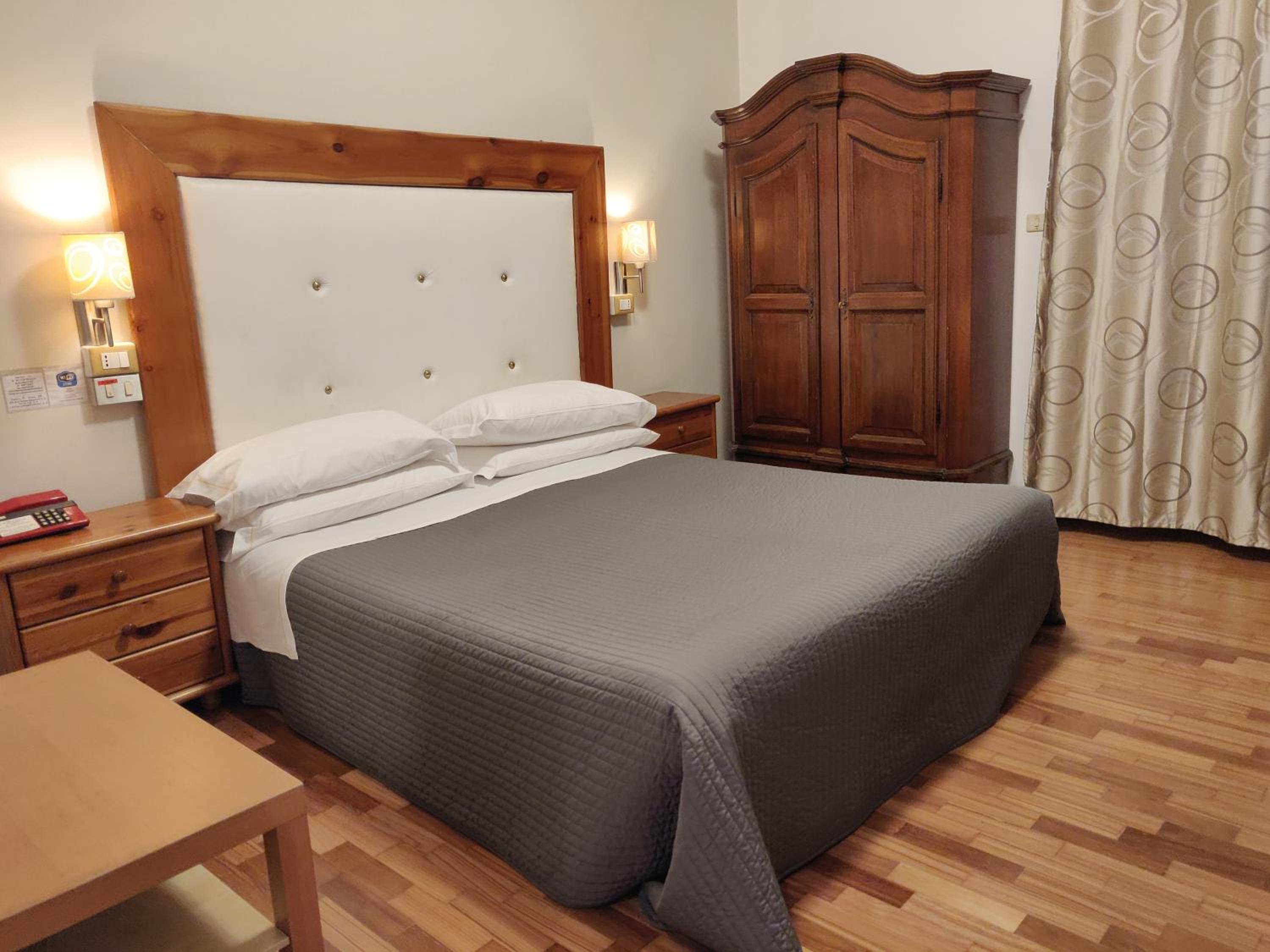 Double Room photo 3