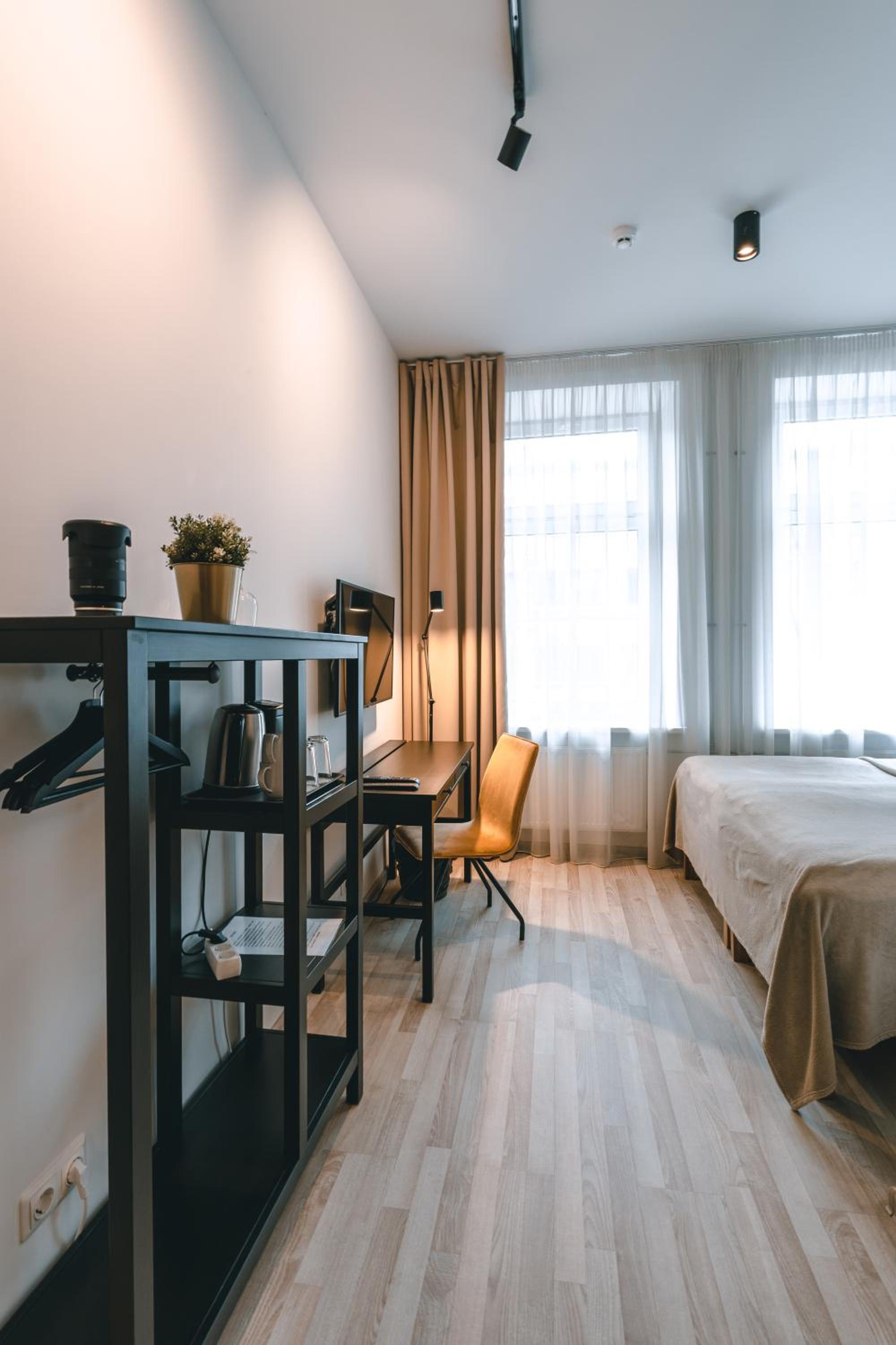 Standard Double Room - Photo 5
