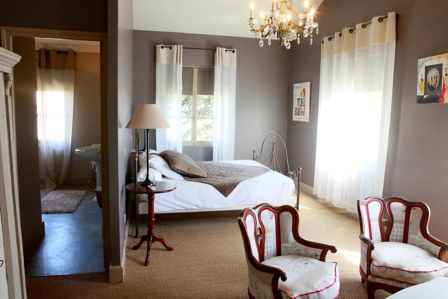Double Room with Garden View - Photo 3